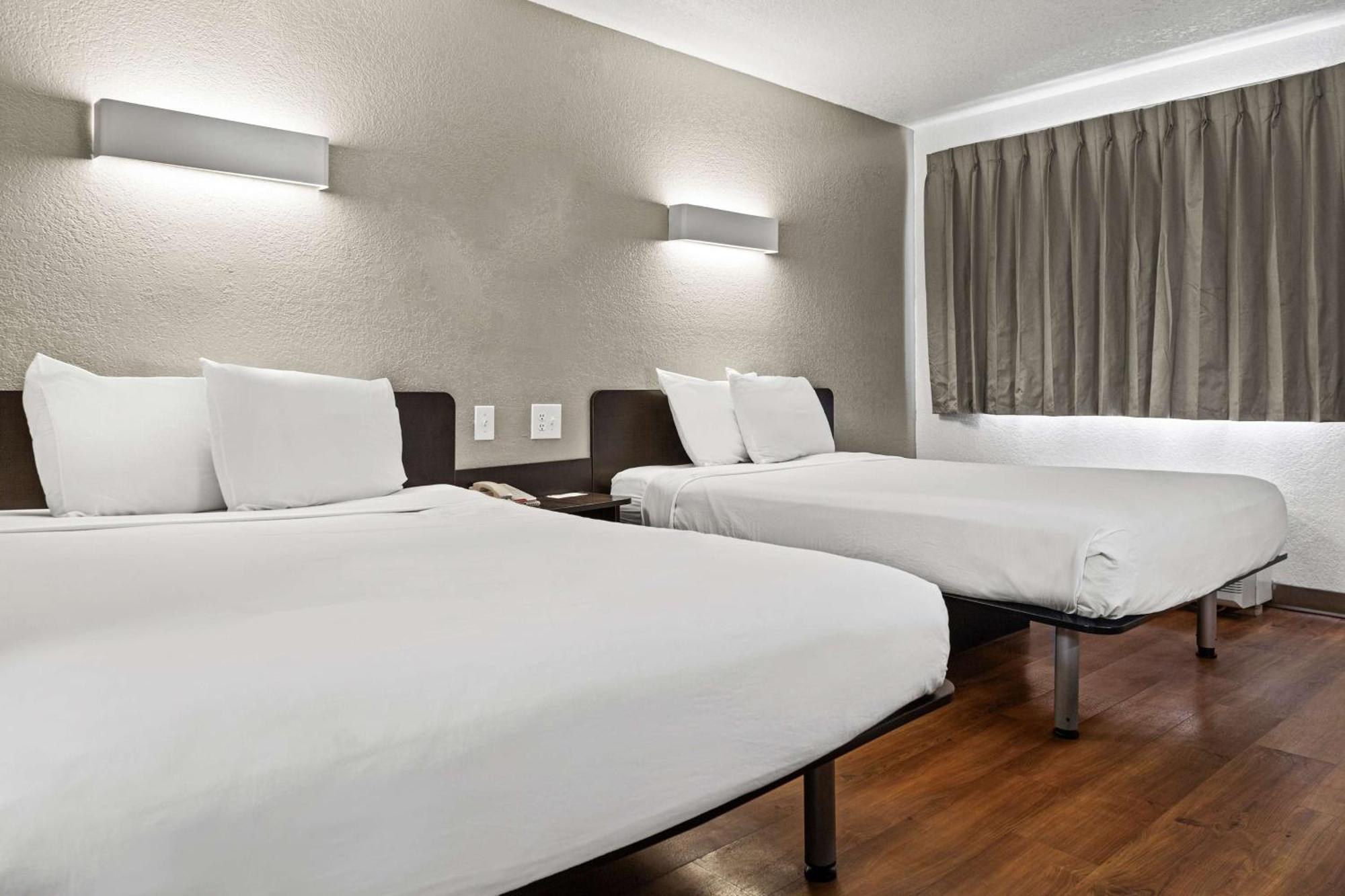 Deluxe Queen Room Two Queen Beds