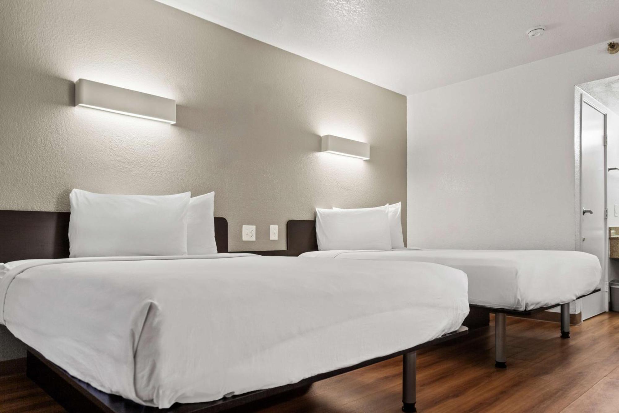 Deluxe Queen Room Two Queen Beds