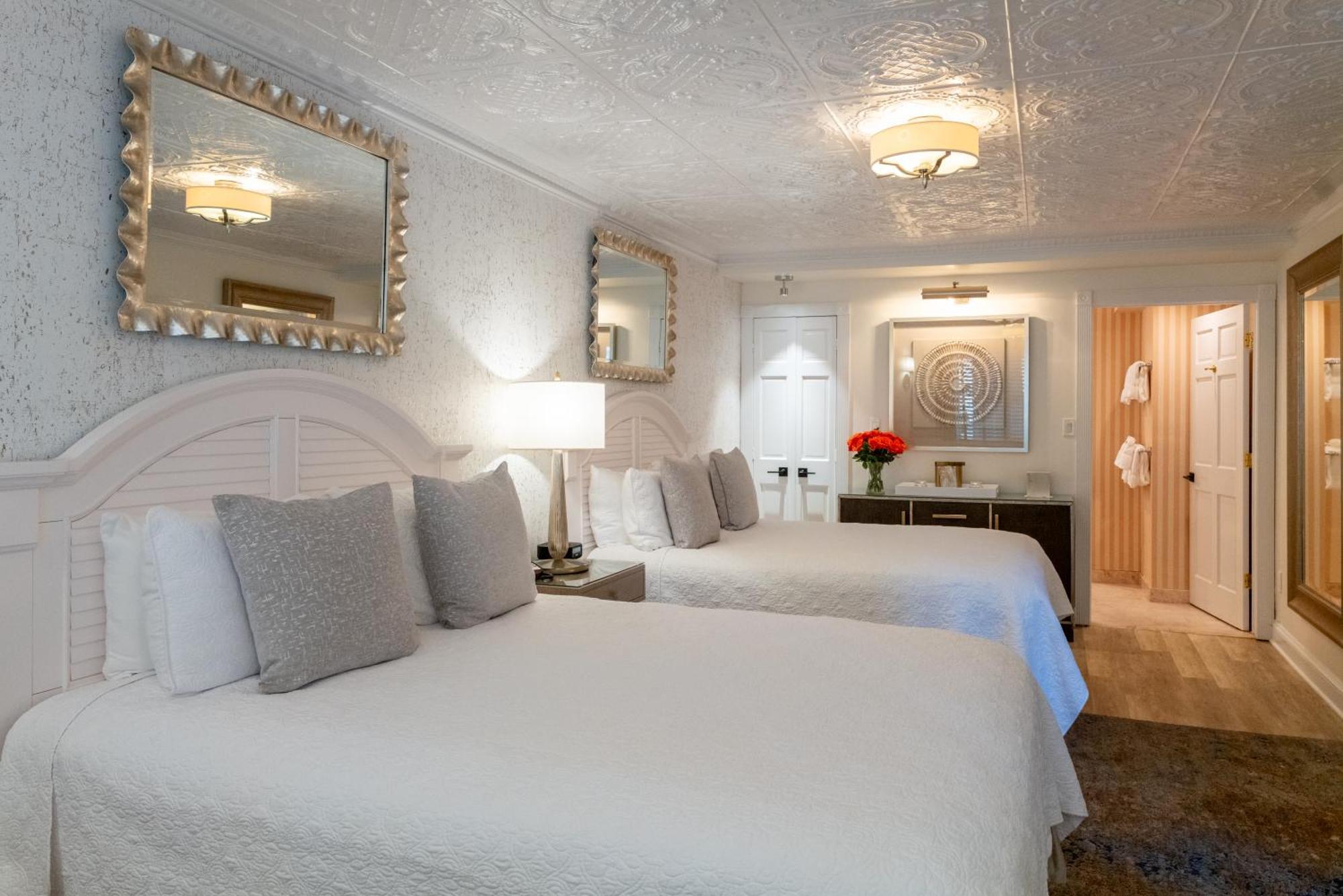 Double Room,1637721494:JPEG