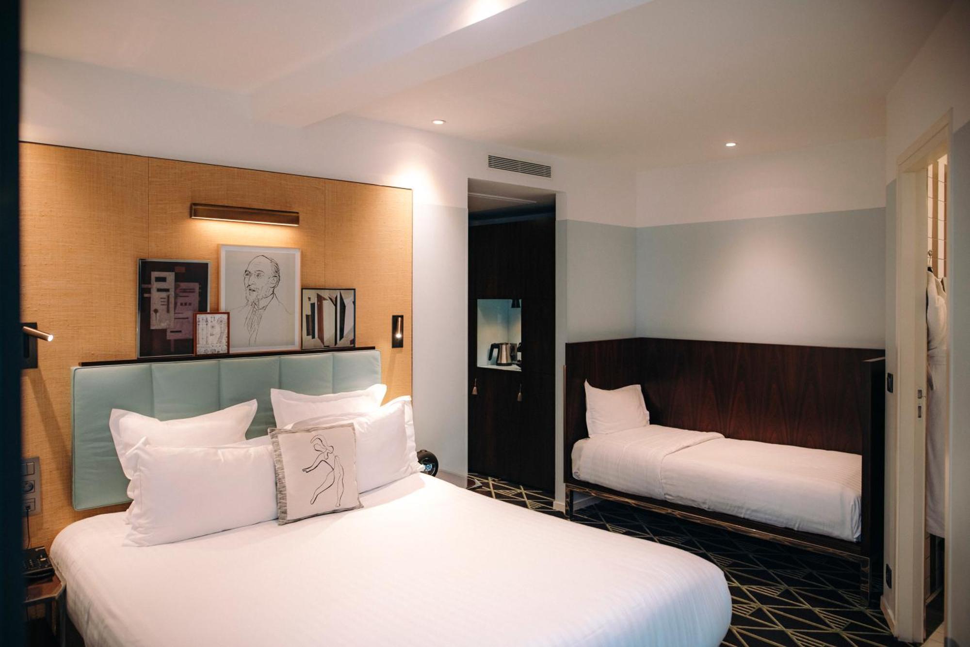 Deluxe Double Room Pool Access