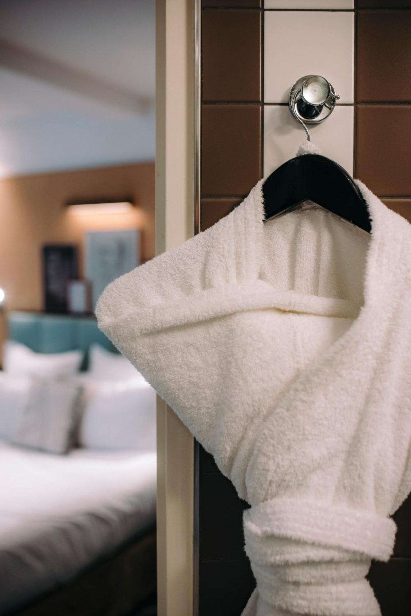 Deluxe Double Room Pool Access