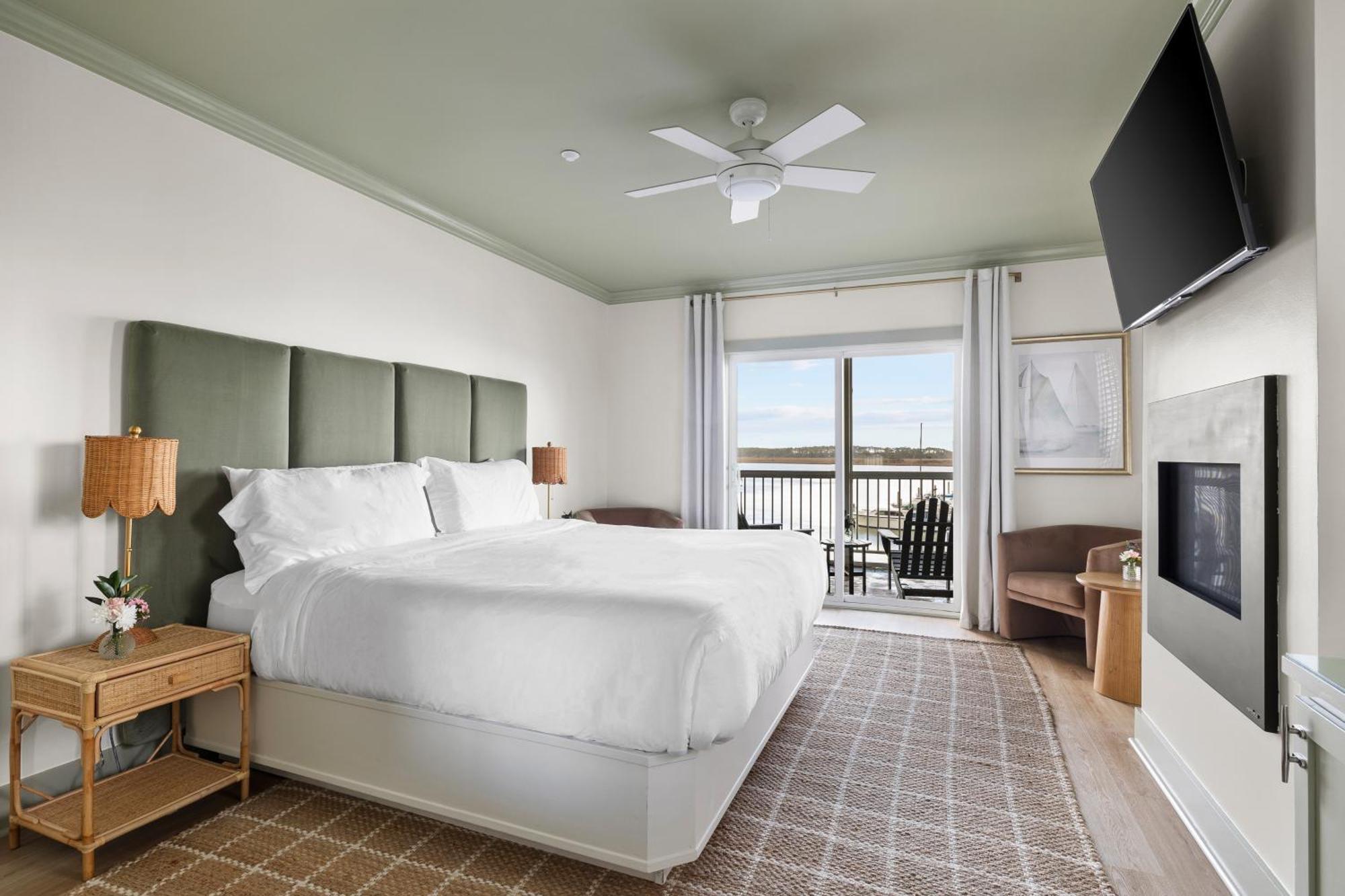 King Room River View