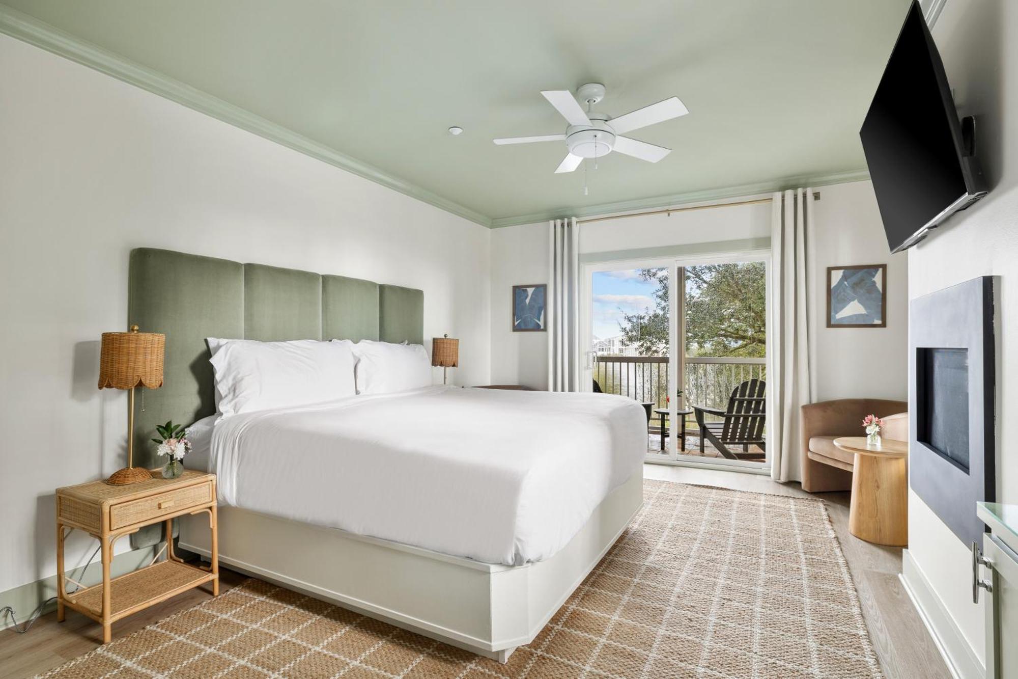King Room Garden View