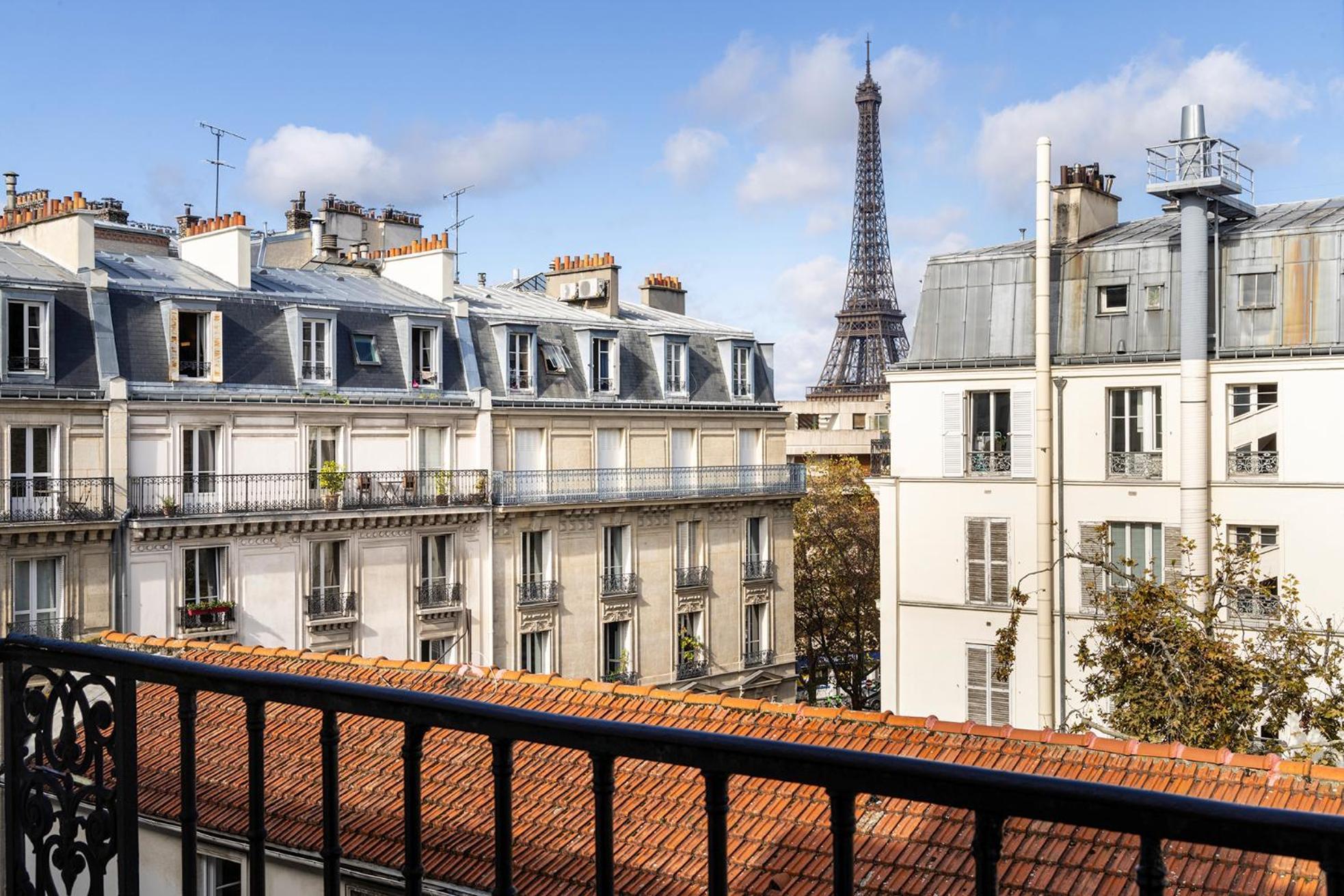 Prestige Room Eiffel Tower View