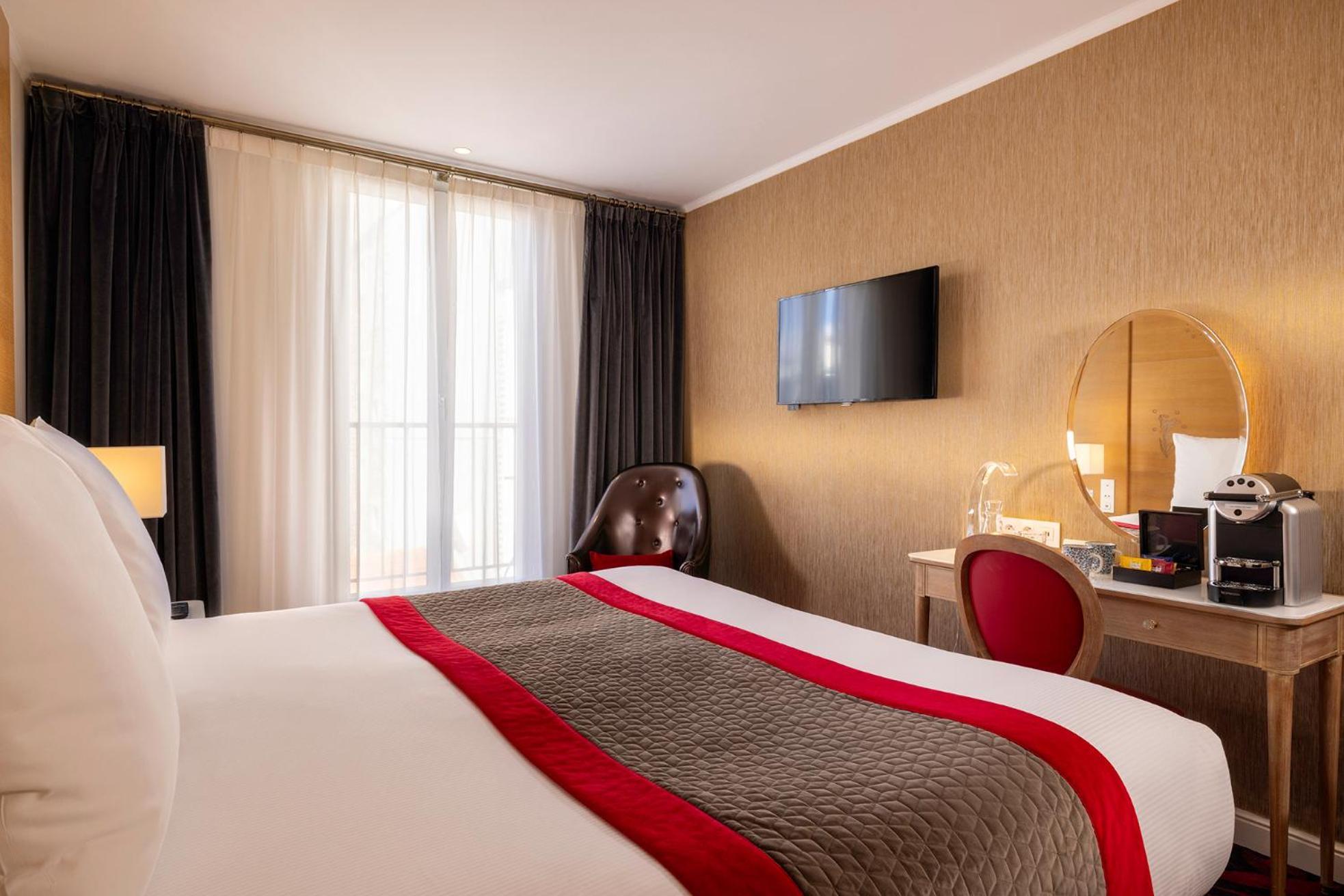 Prestige Room Eiffel Tower View