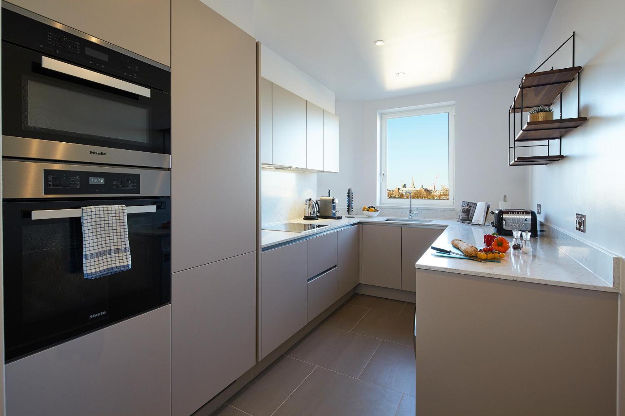 Deluxe One Bedroom Apartment