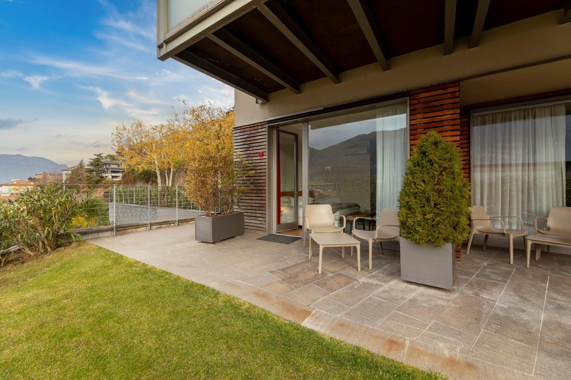 Deluxe Double or Twin Room Garden Access
