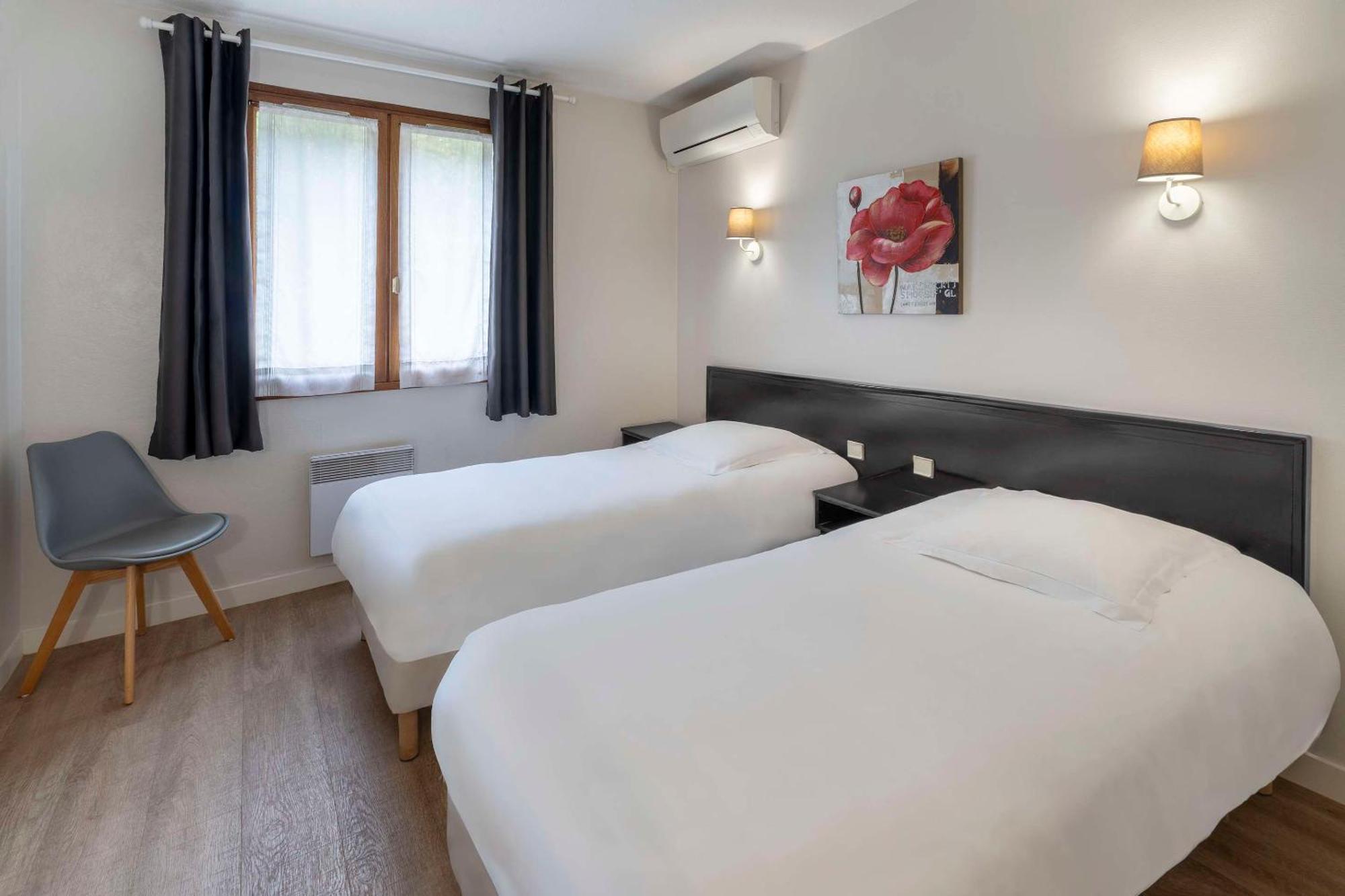 Standard Twin Room Non-Smoking