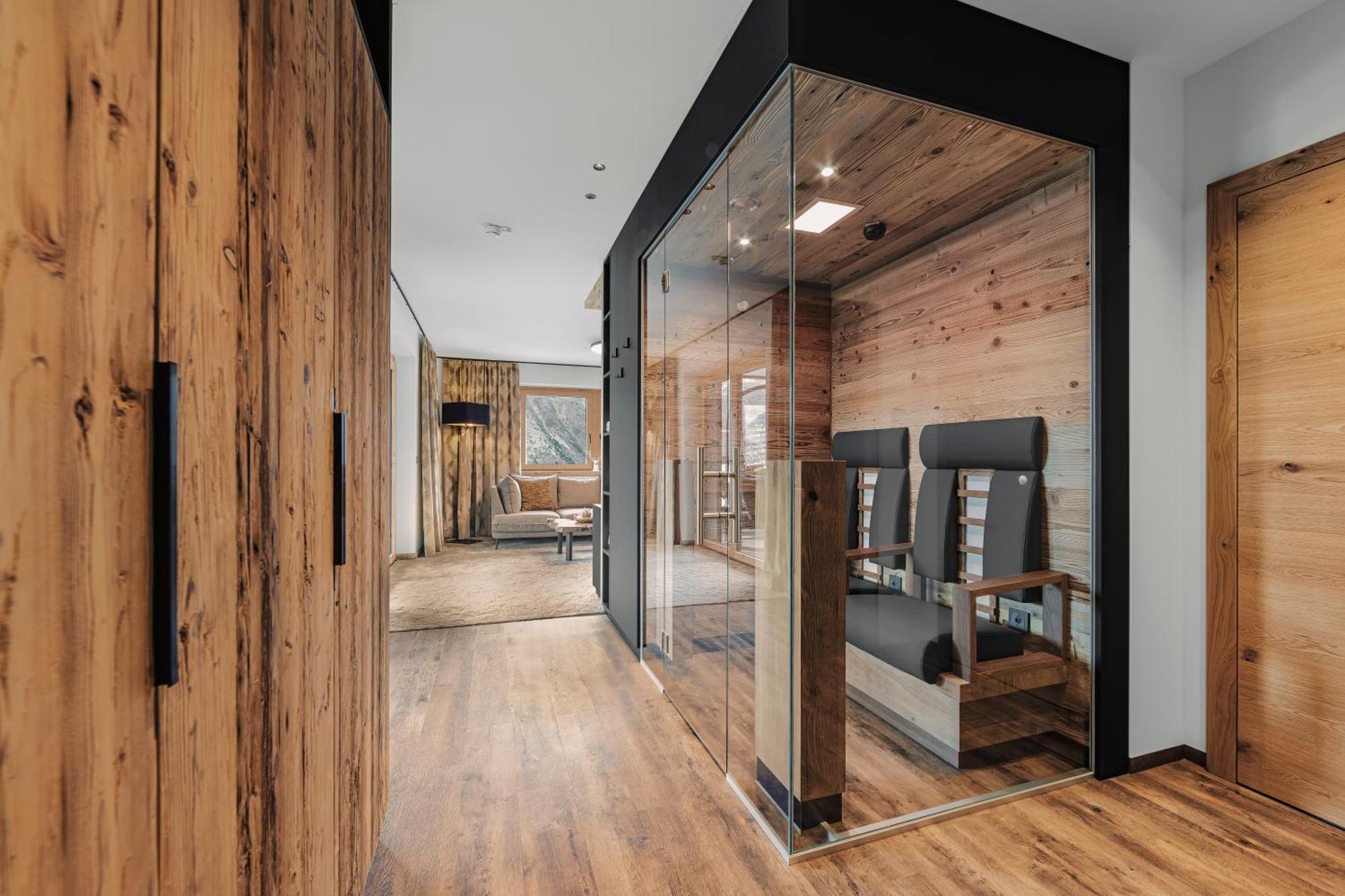 Superior Chalet