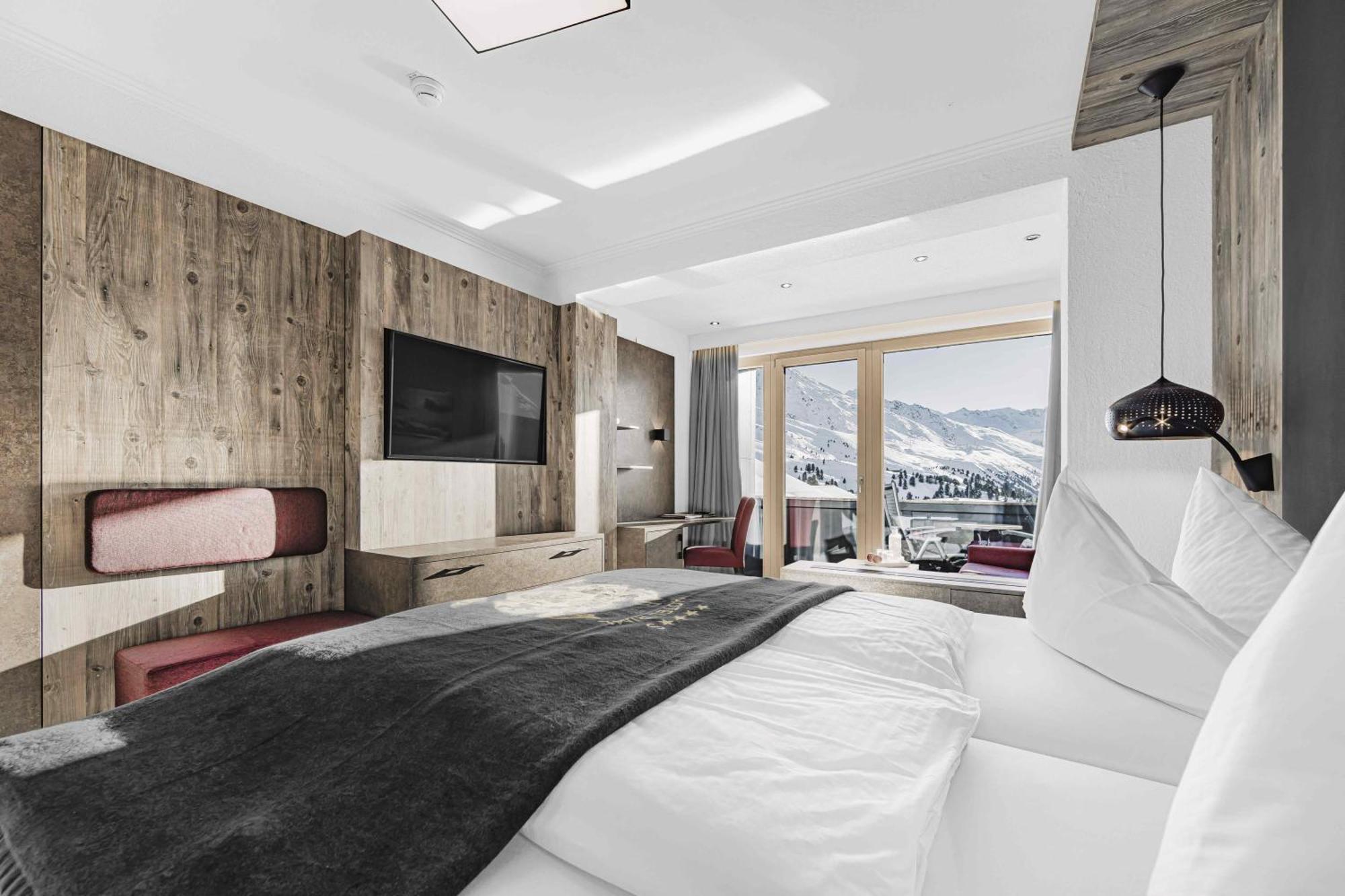 Double Room Mountain View