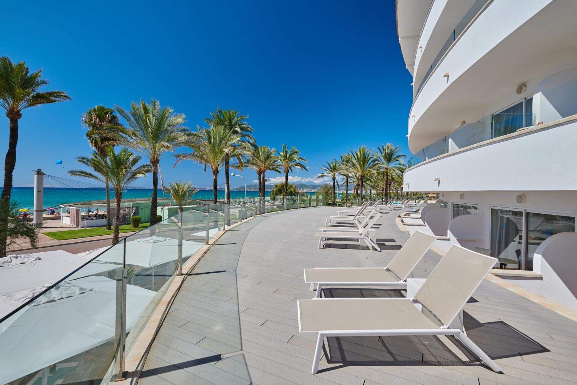 Double Room Single Sea View