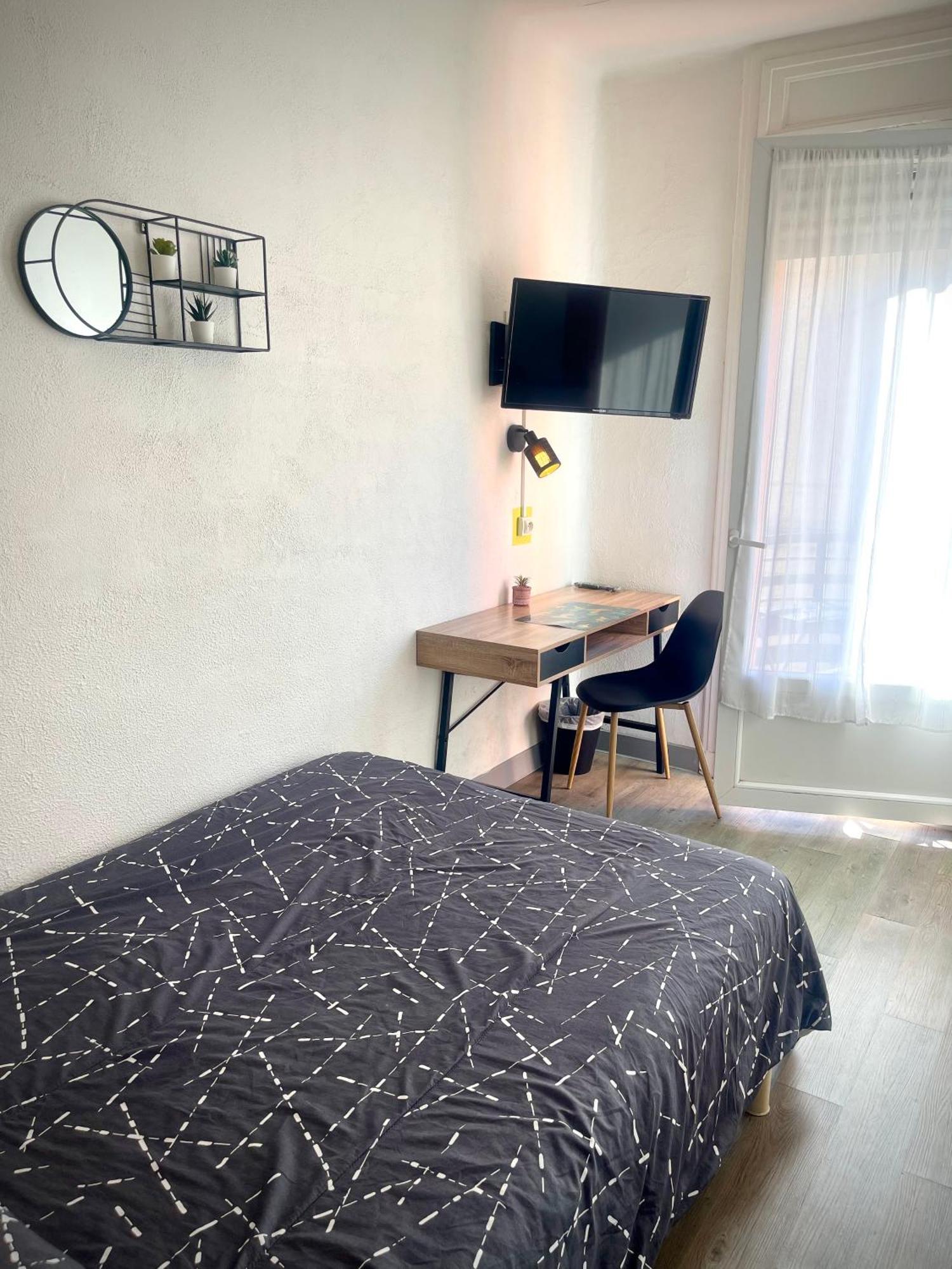 Double Room Shared Toilet