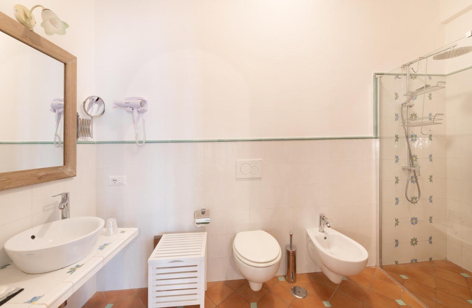 Double or Twin Room Sea View