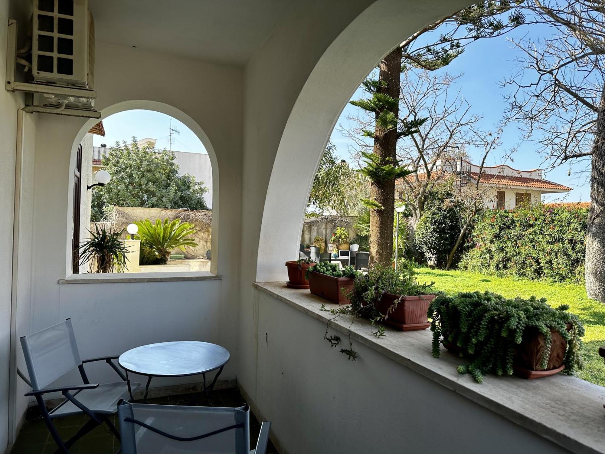 Double or Twin Room Garden View