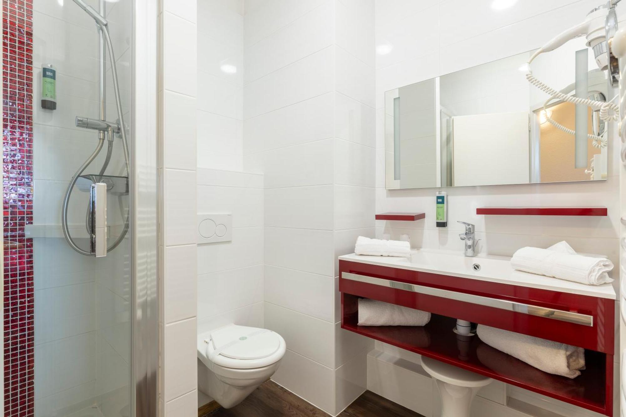 Chambre Double avec Douche