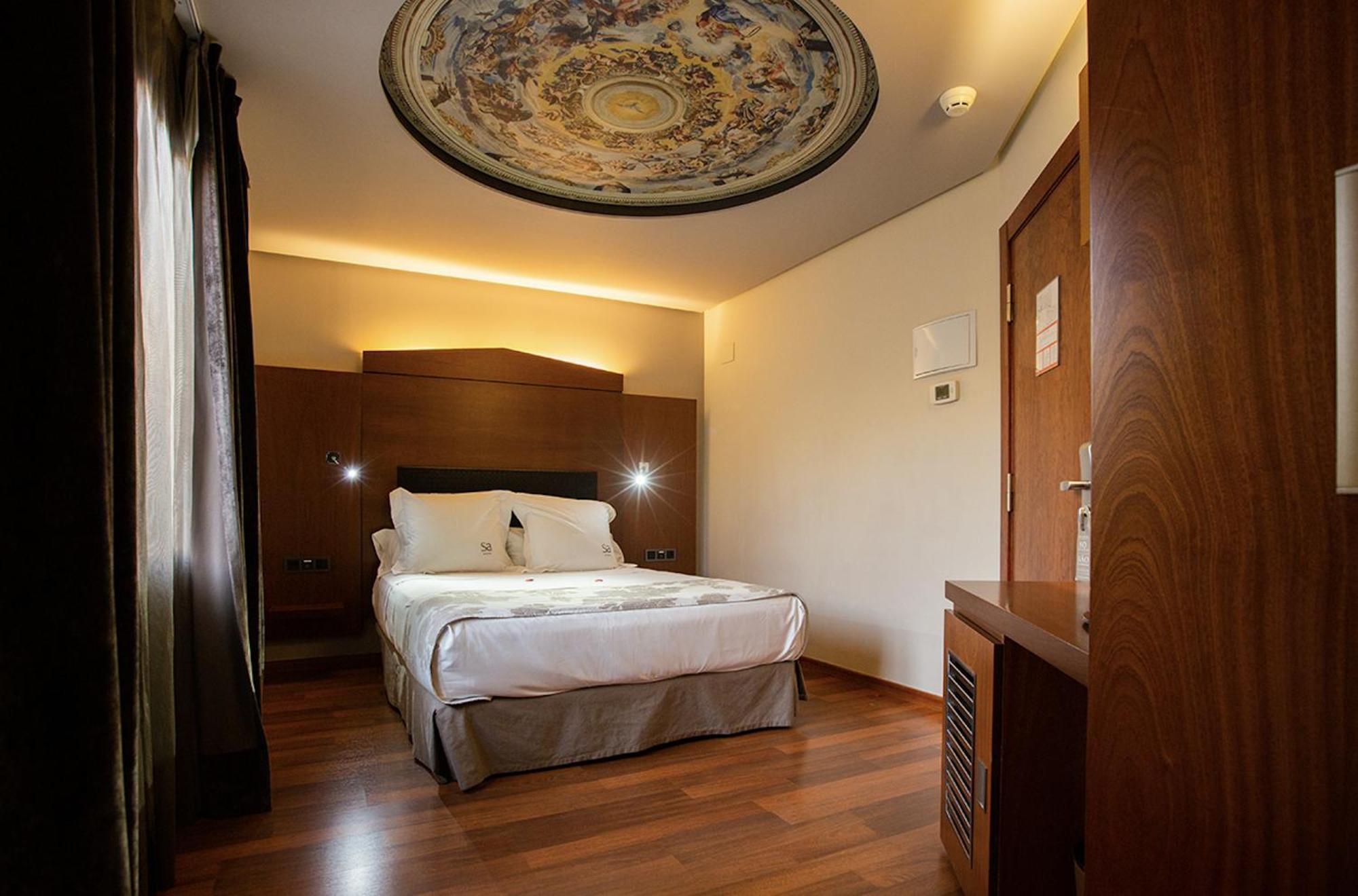 Single Room,1640375622:JPEG