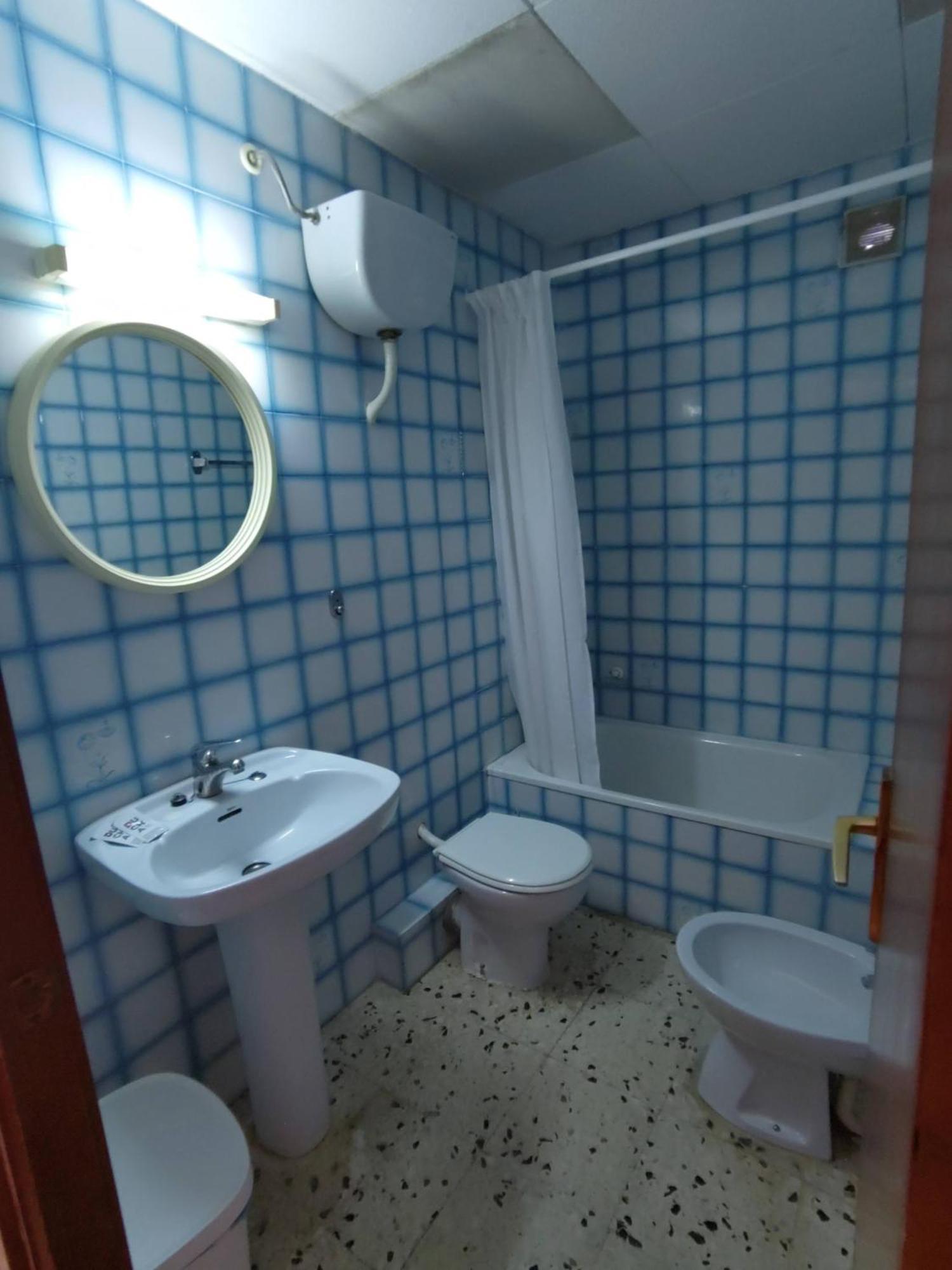 Economy Single Room