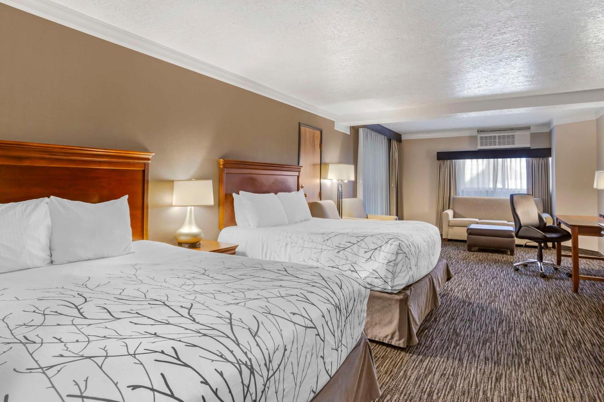 Oversized Queen Room with Two Queen Beds,1640379431:JPEG