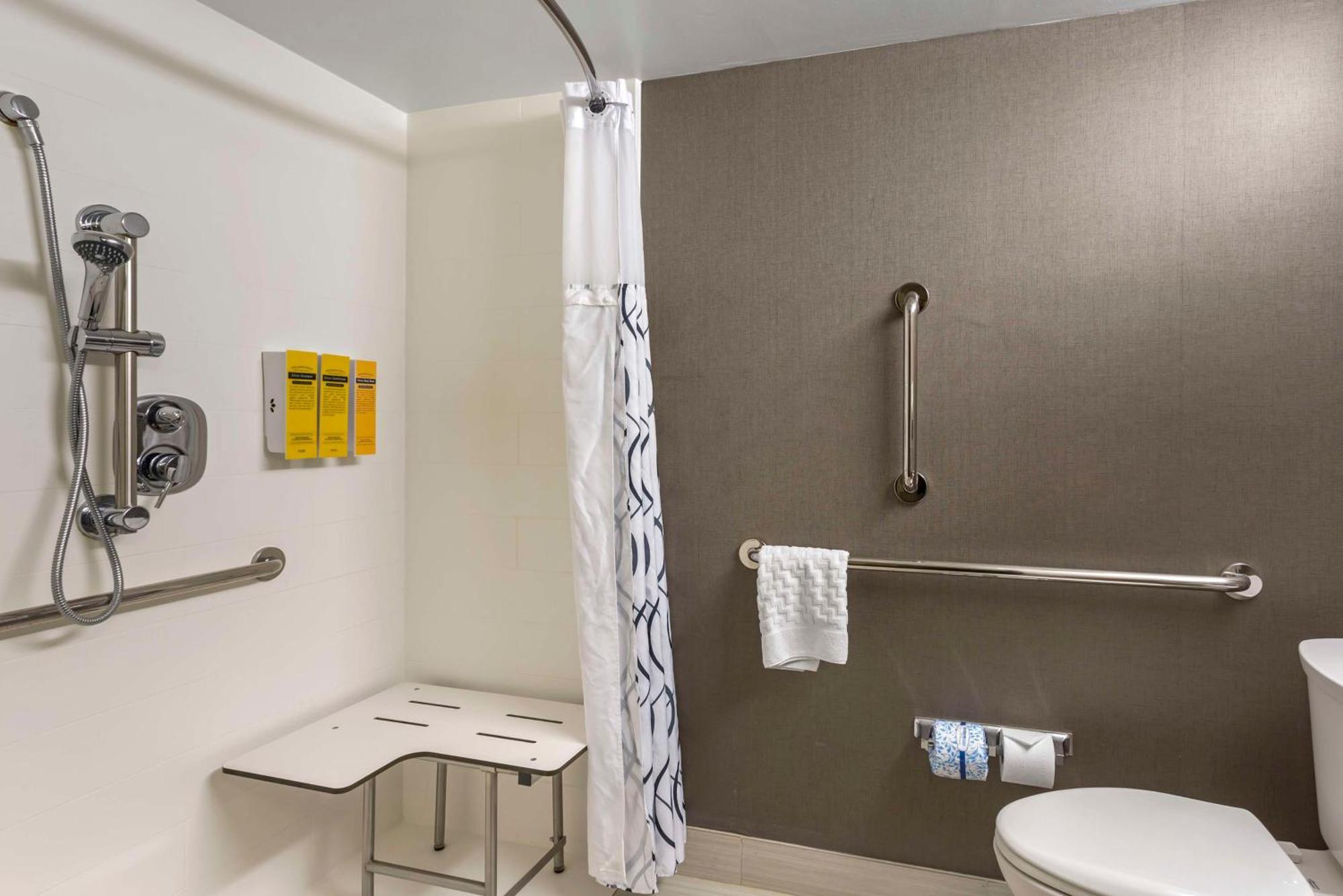Queen Room Two Queen Beds Roll Shower Disability Access or Non-Smoking
