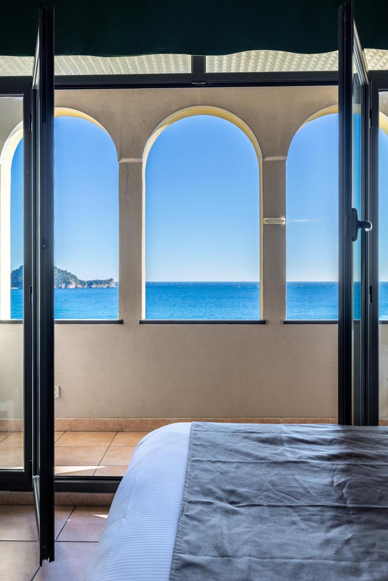Two-Bedroom Apartment Balcony Terrace