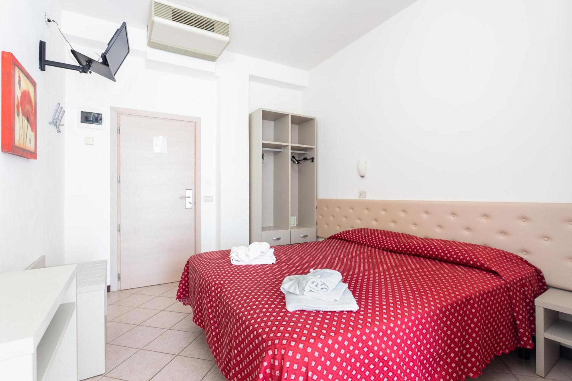 Deluxe Double or Twin Room Sea View,1658769337:JPEG