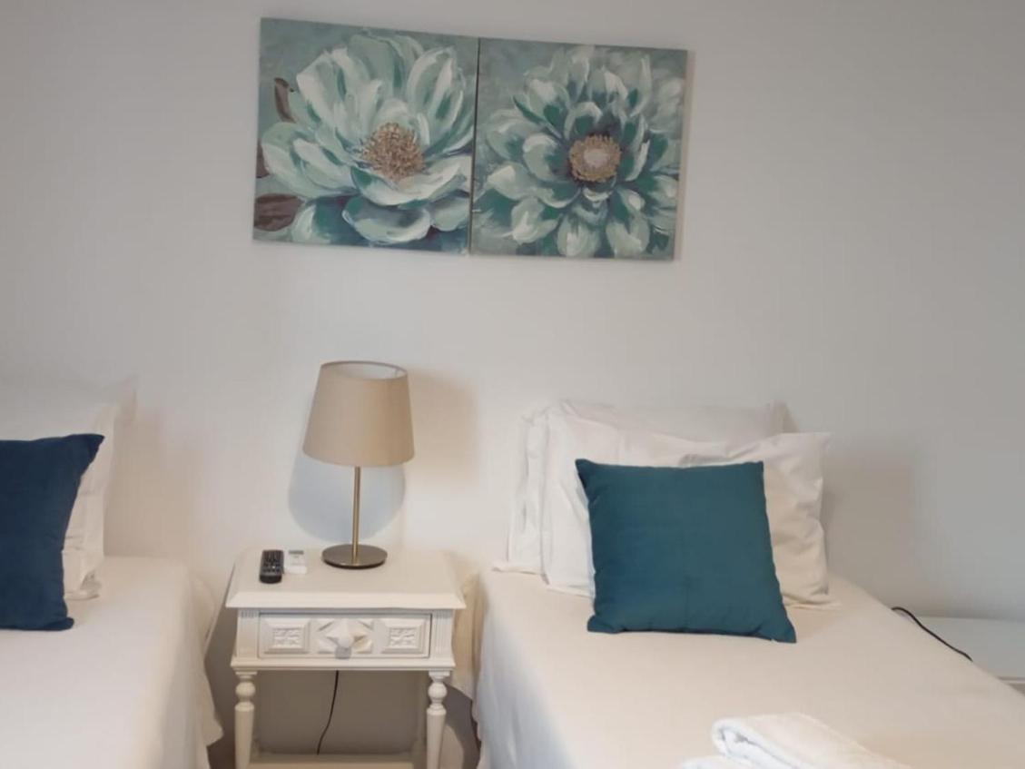 Double or Twin Room Private Bathroom