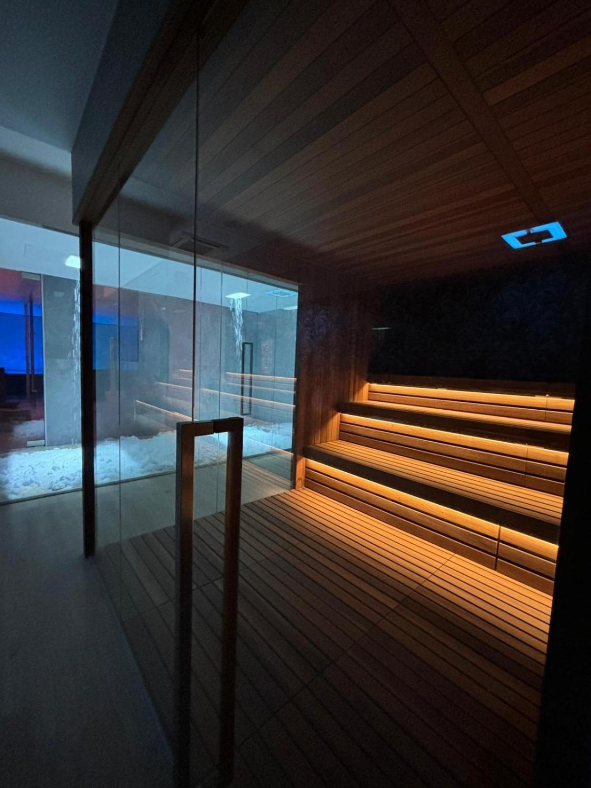 double room spa access