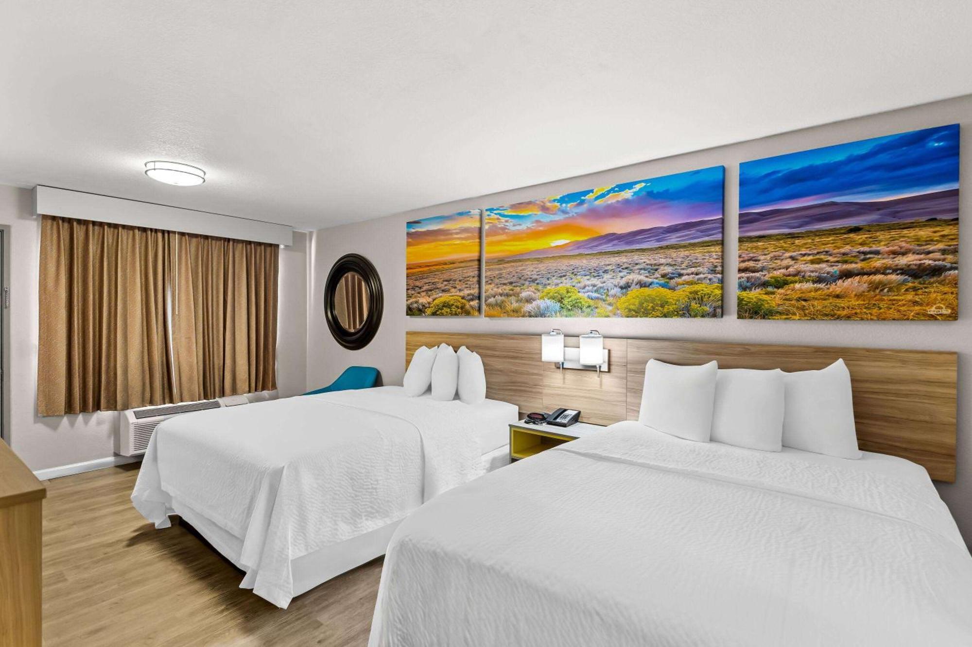Queen Room with Two Queen Beds - Non-Smoking