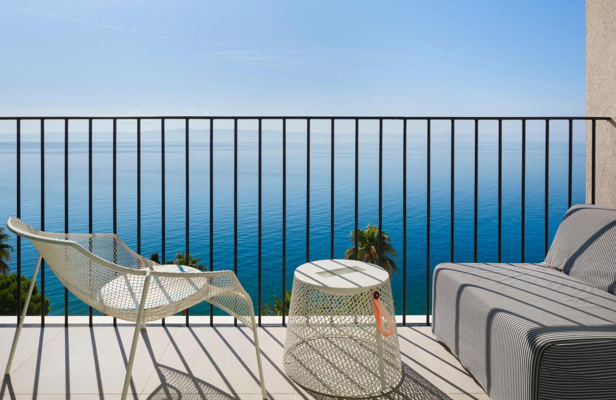 Superior Double Room Balcony Sea View