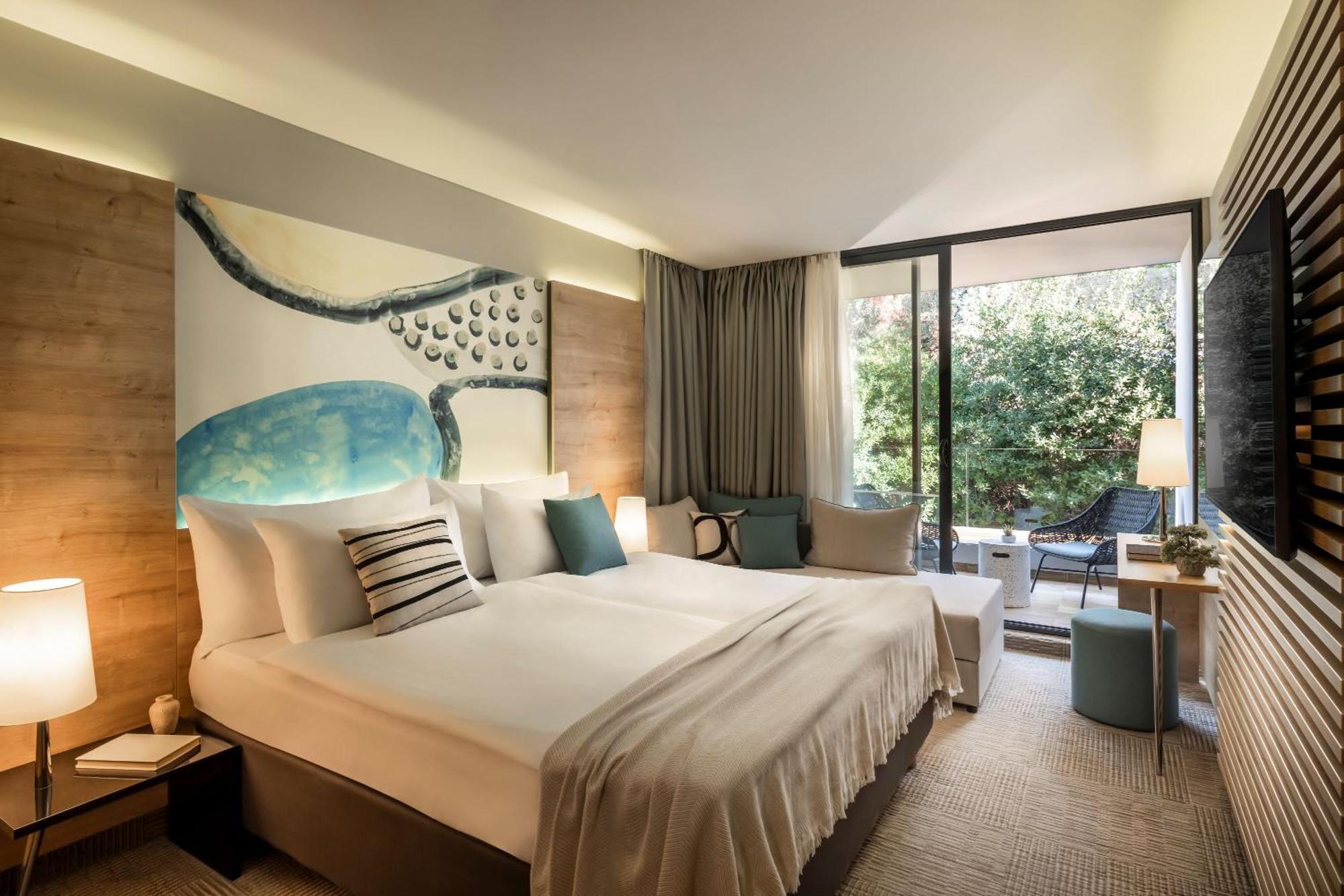 Room 21