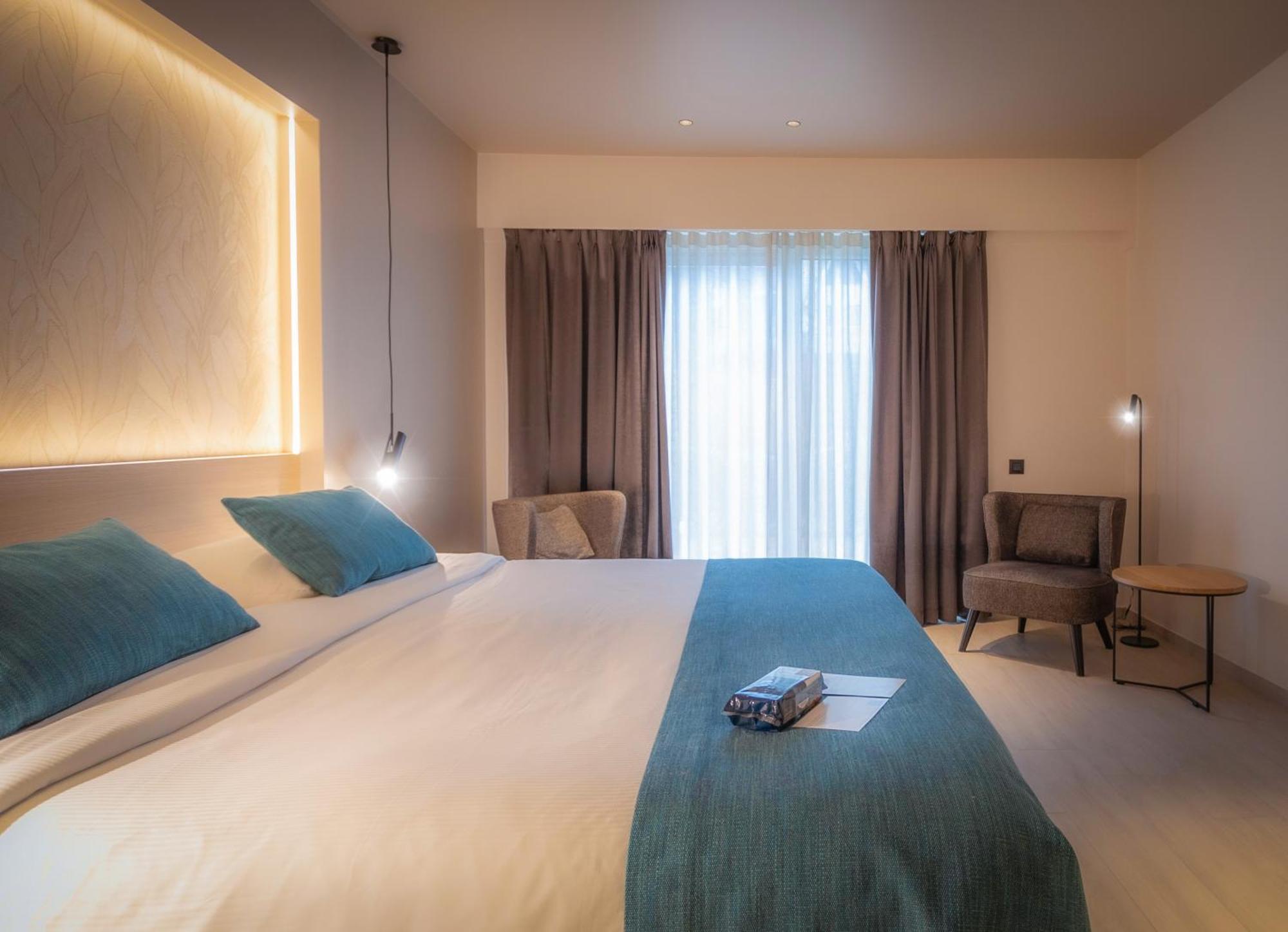 Superior Terrace Room