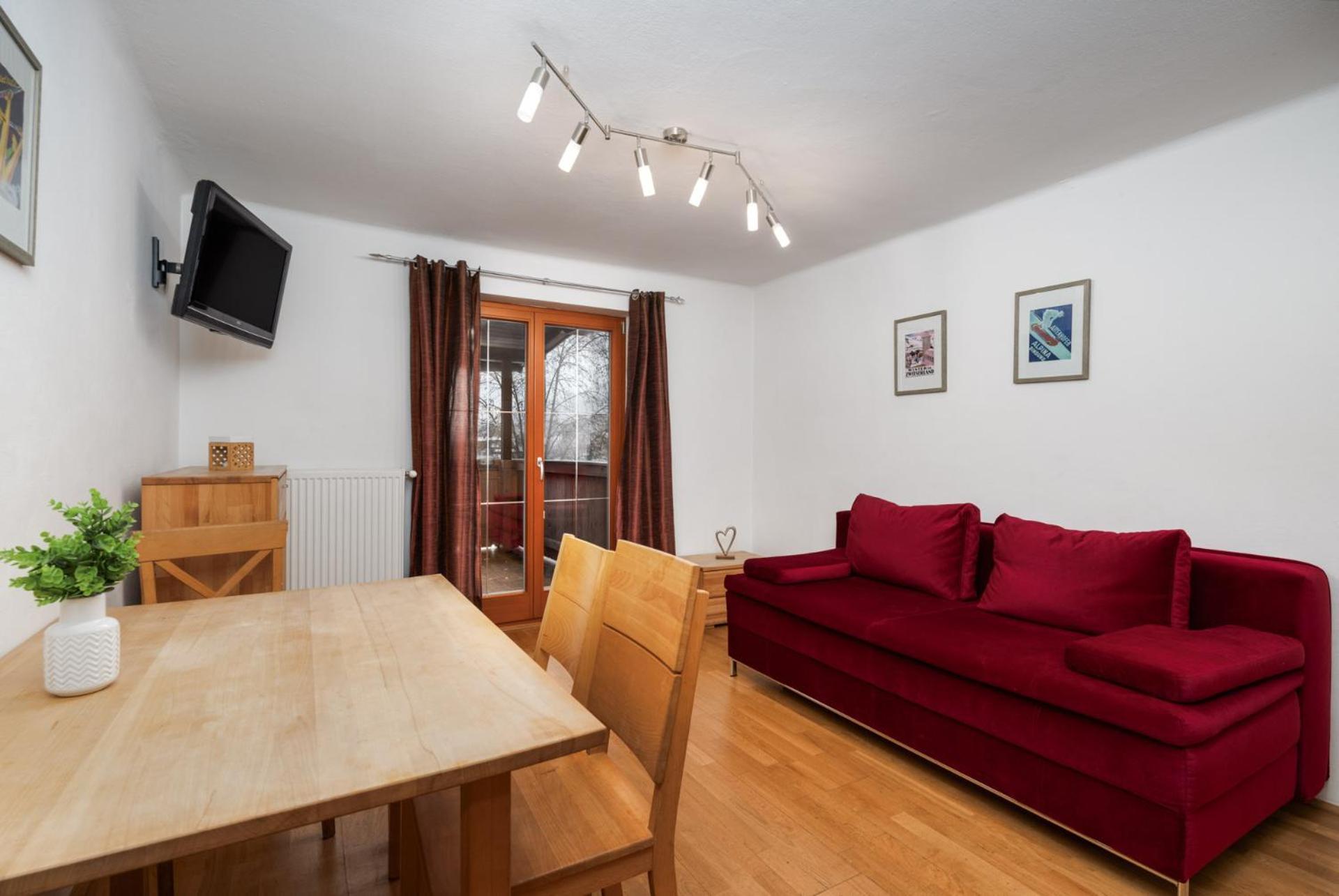 One-Bedroom Apartment