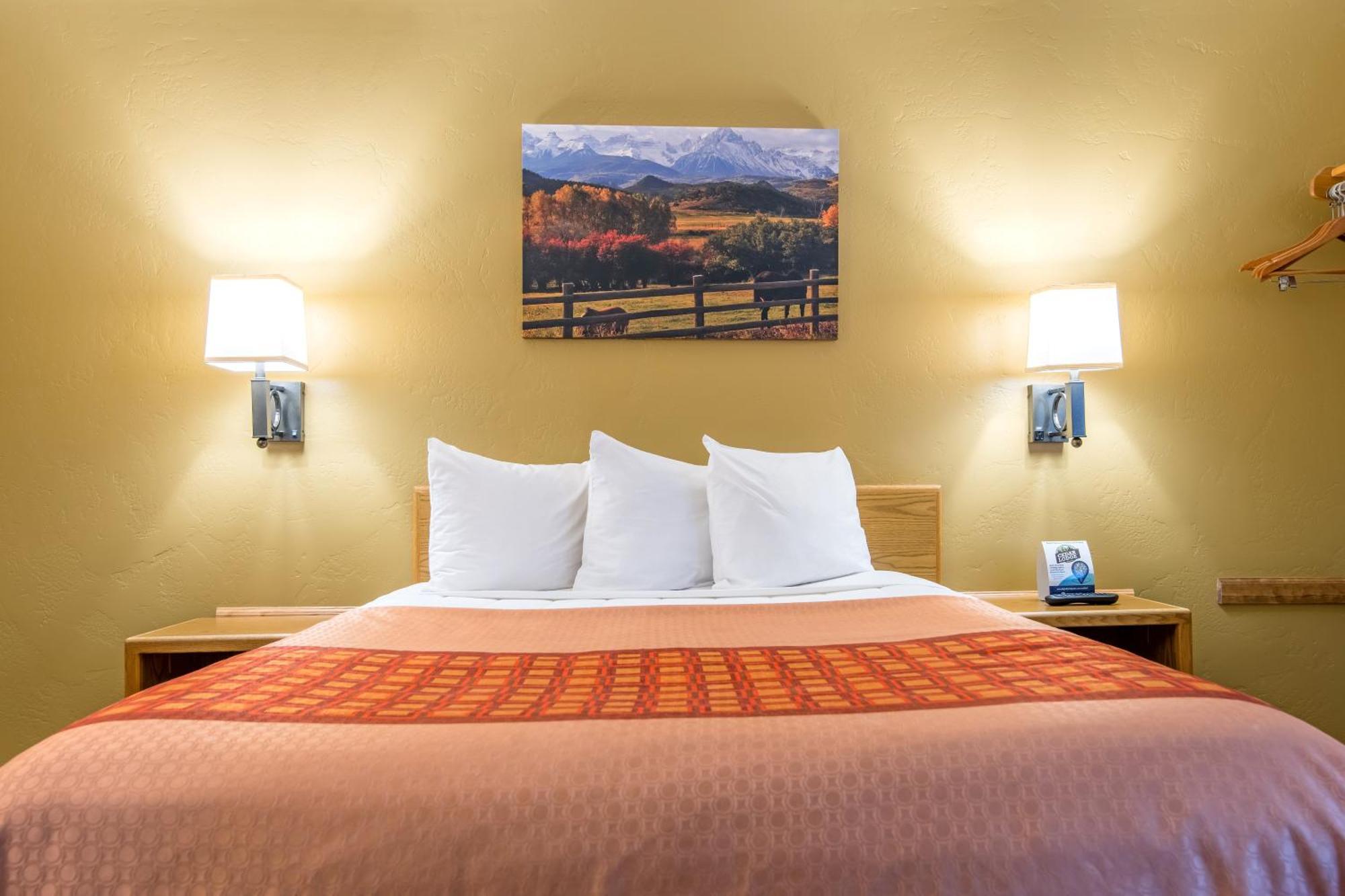 Queen Room