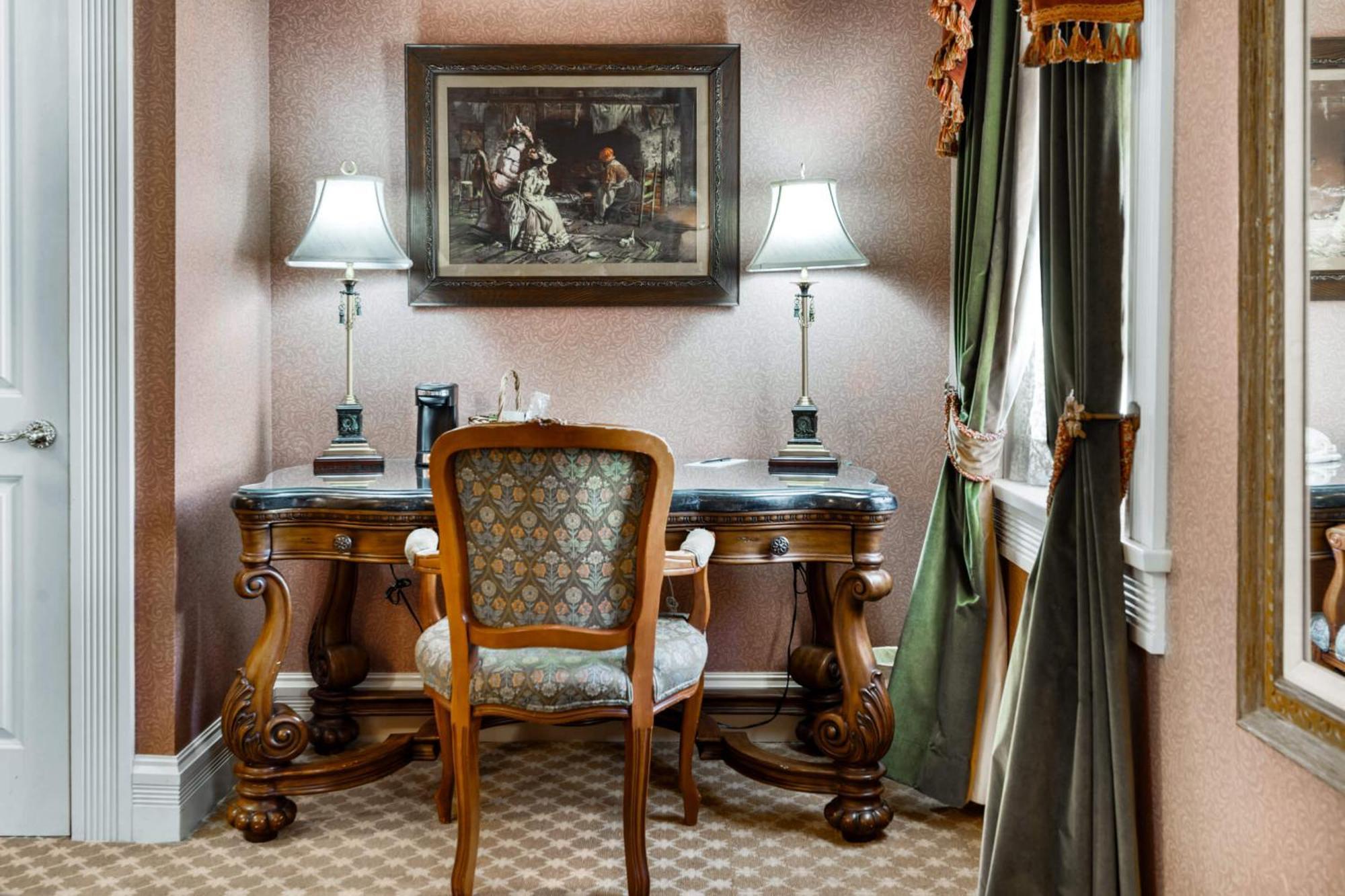Standard King Room