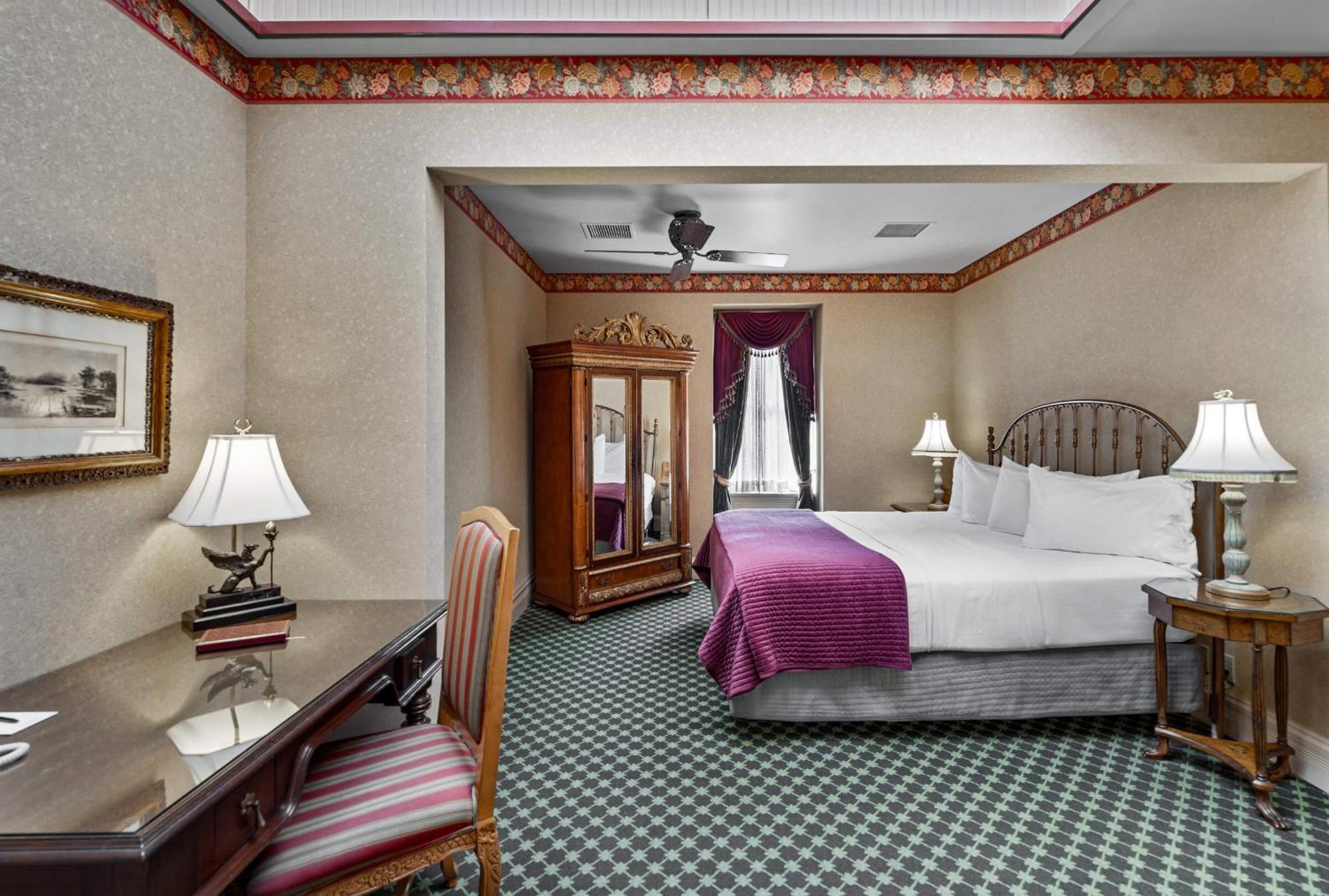 Superior King Suite