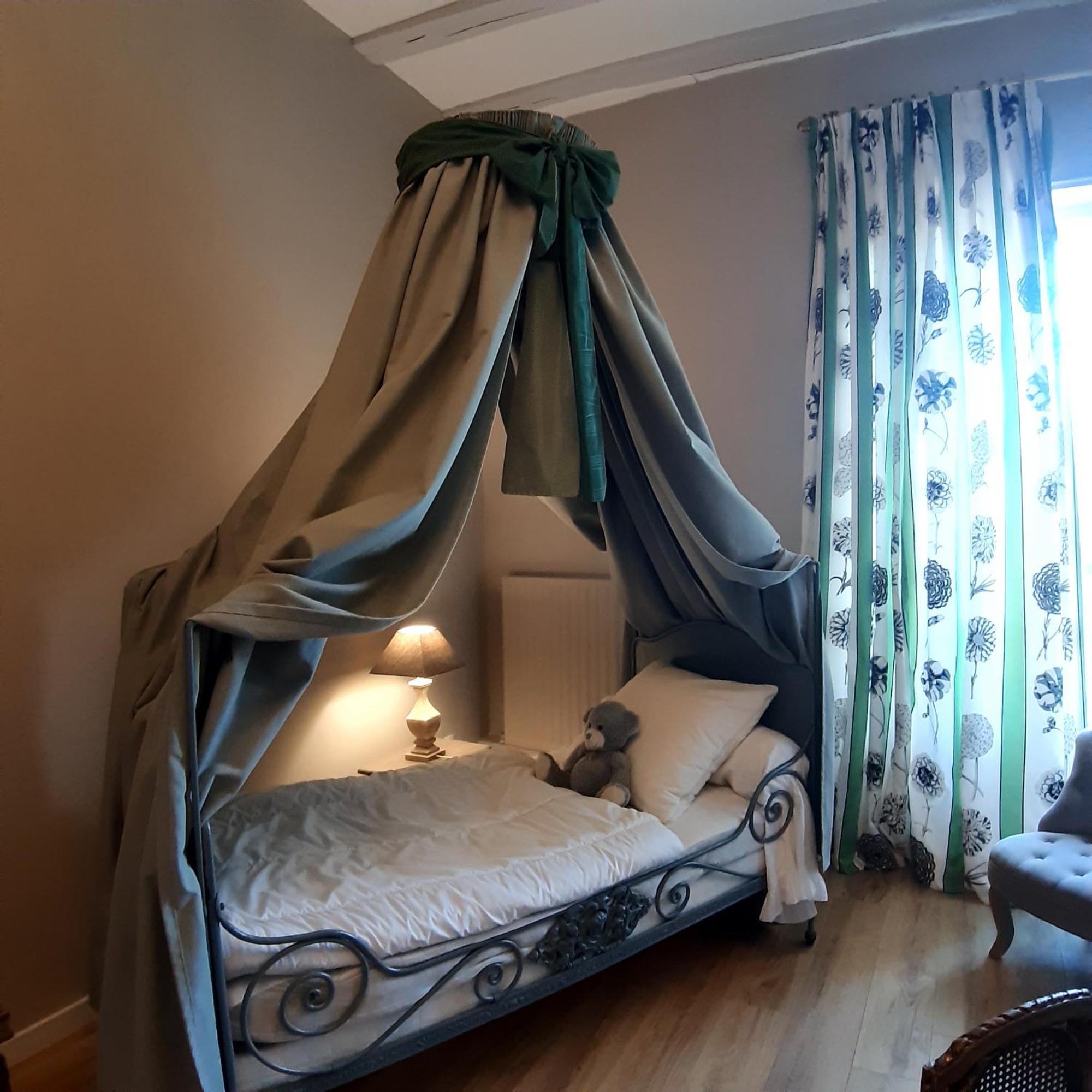 Deluxe King Room,1641753403:JPEG