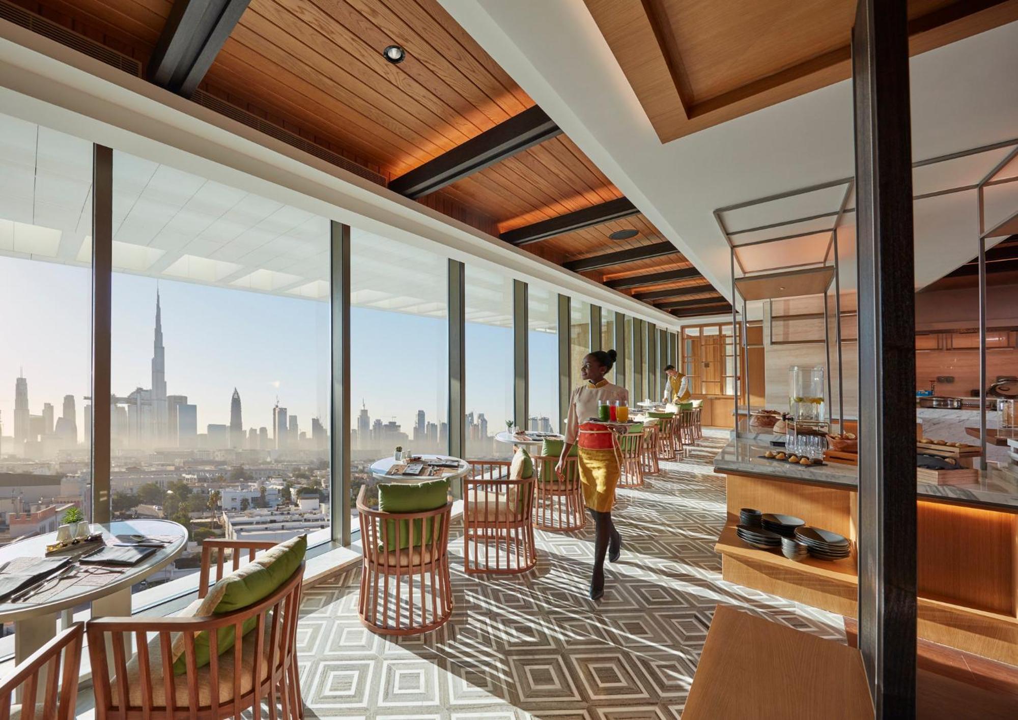 Club Superior King Room Club Lounge Access including Daily & Afternoon Tea Evening Drinks & Canapes
