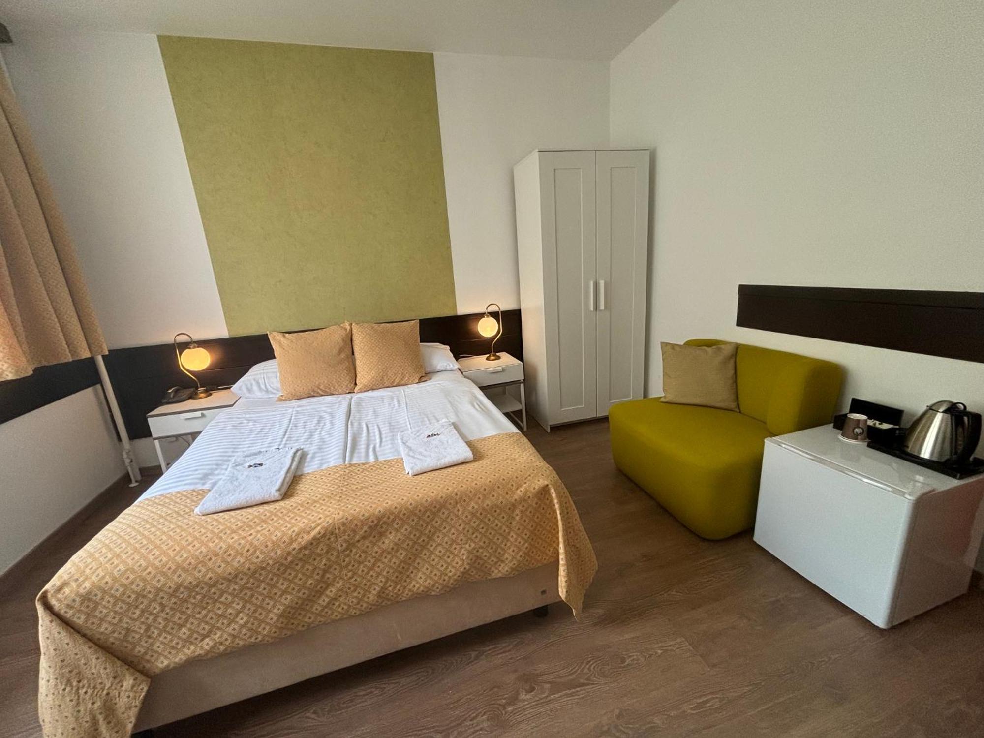 Standard Single Room