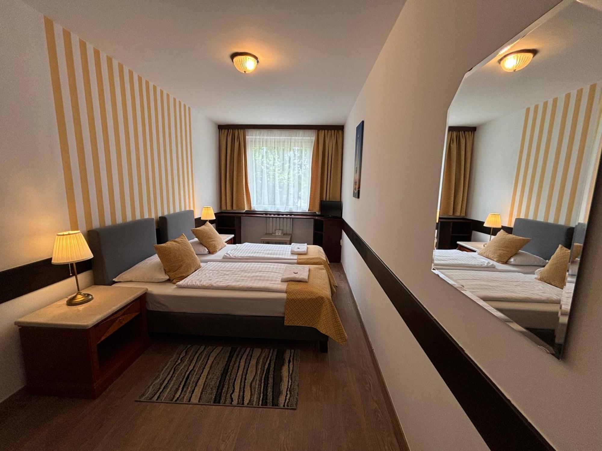 Standard Single Room