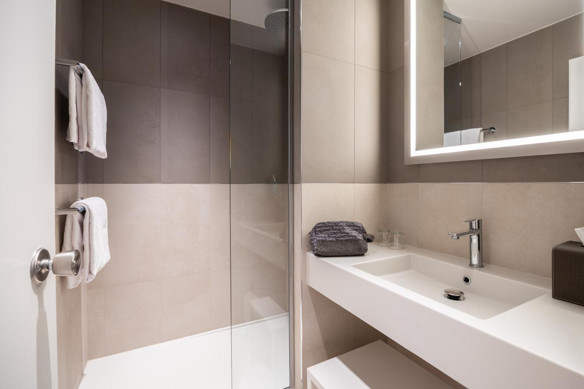 Deluxe Suite with Two Double Beds,1704844654:JPEG