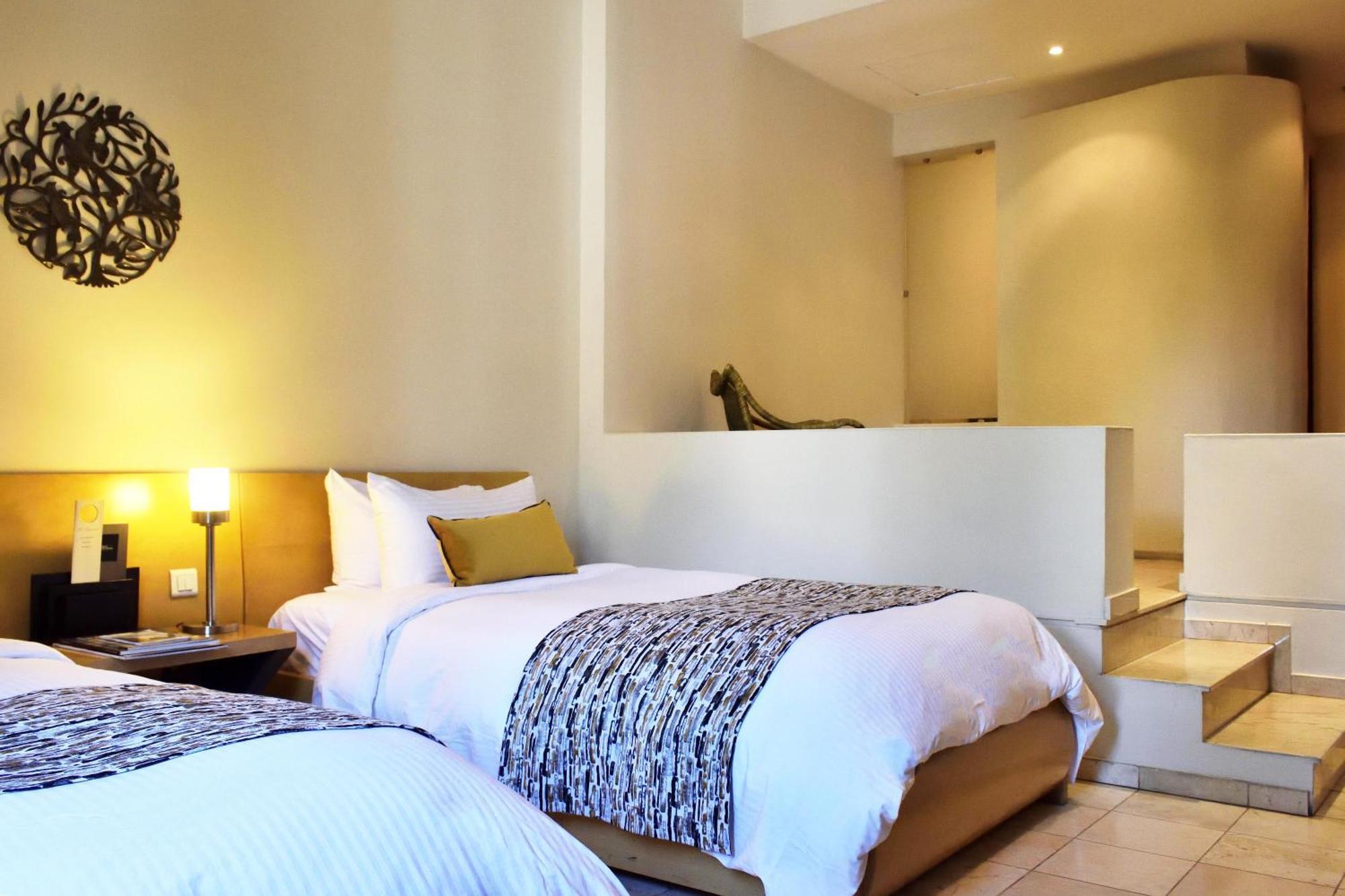 Contemporary Twin Room