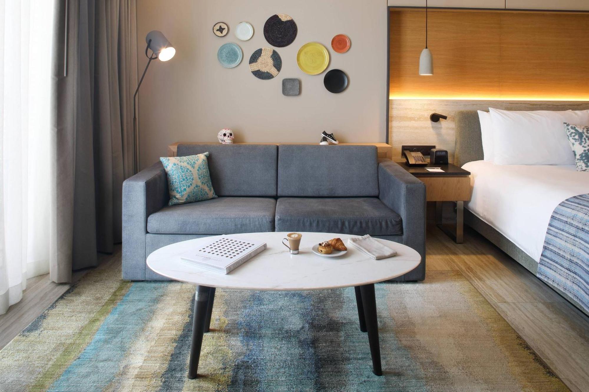 Standard Room Deluxe King