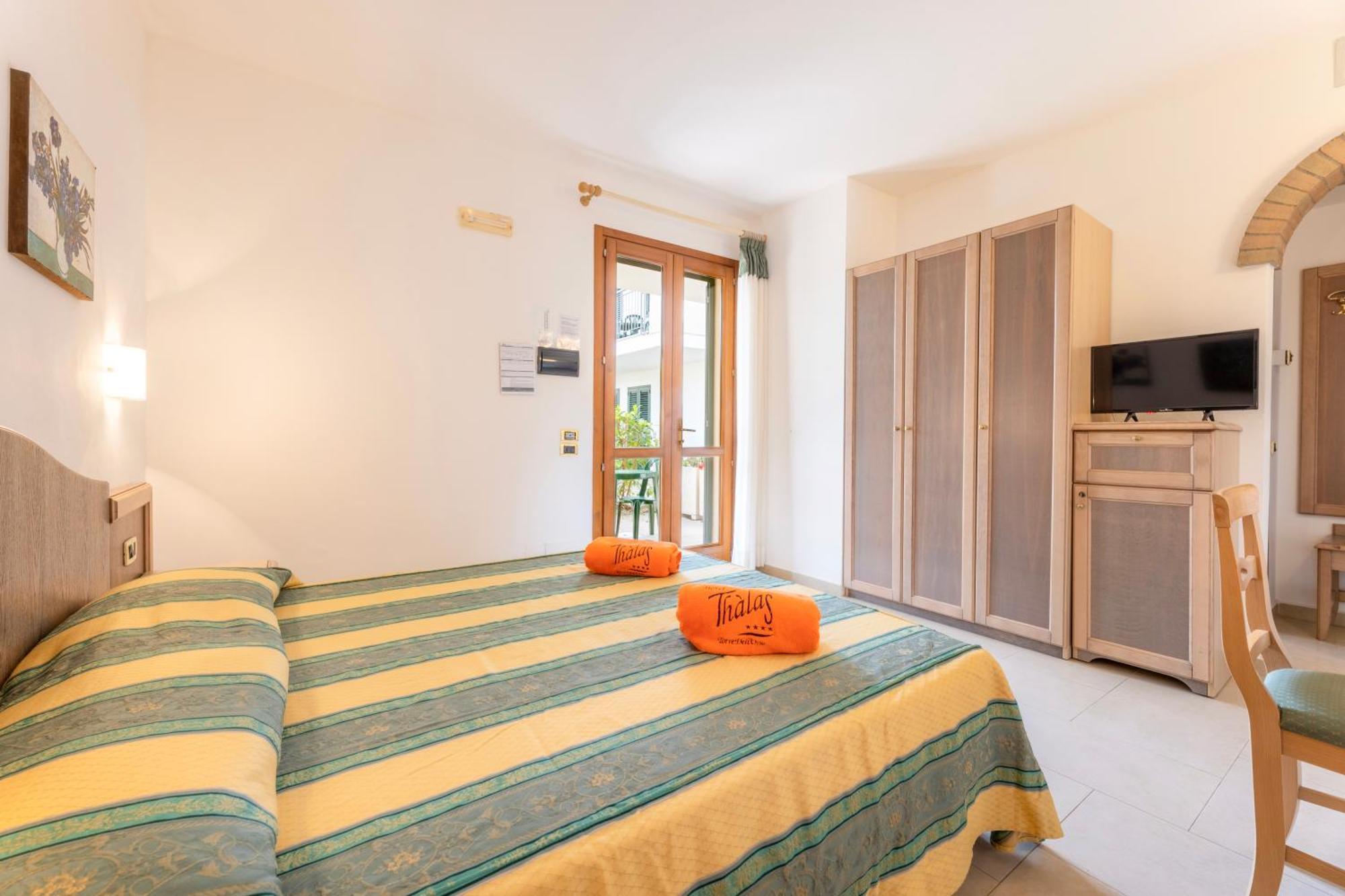 Standard Double or Twin Room,1543398136:JPEG