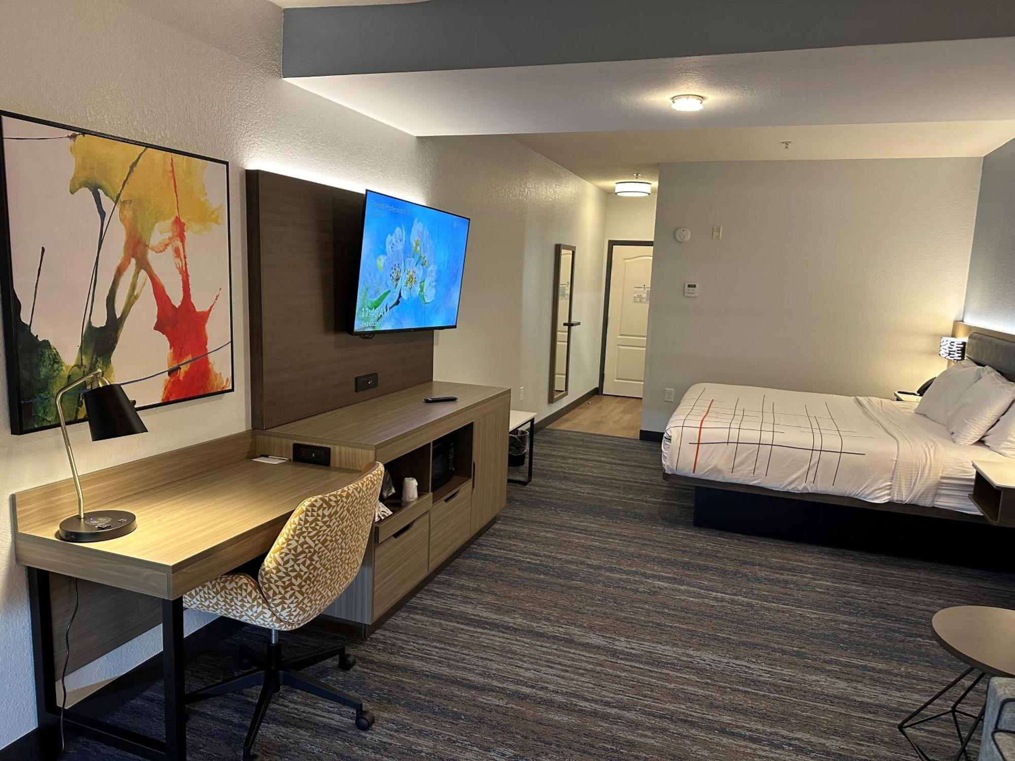 Executive King Room,1642965748:JPEG