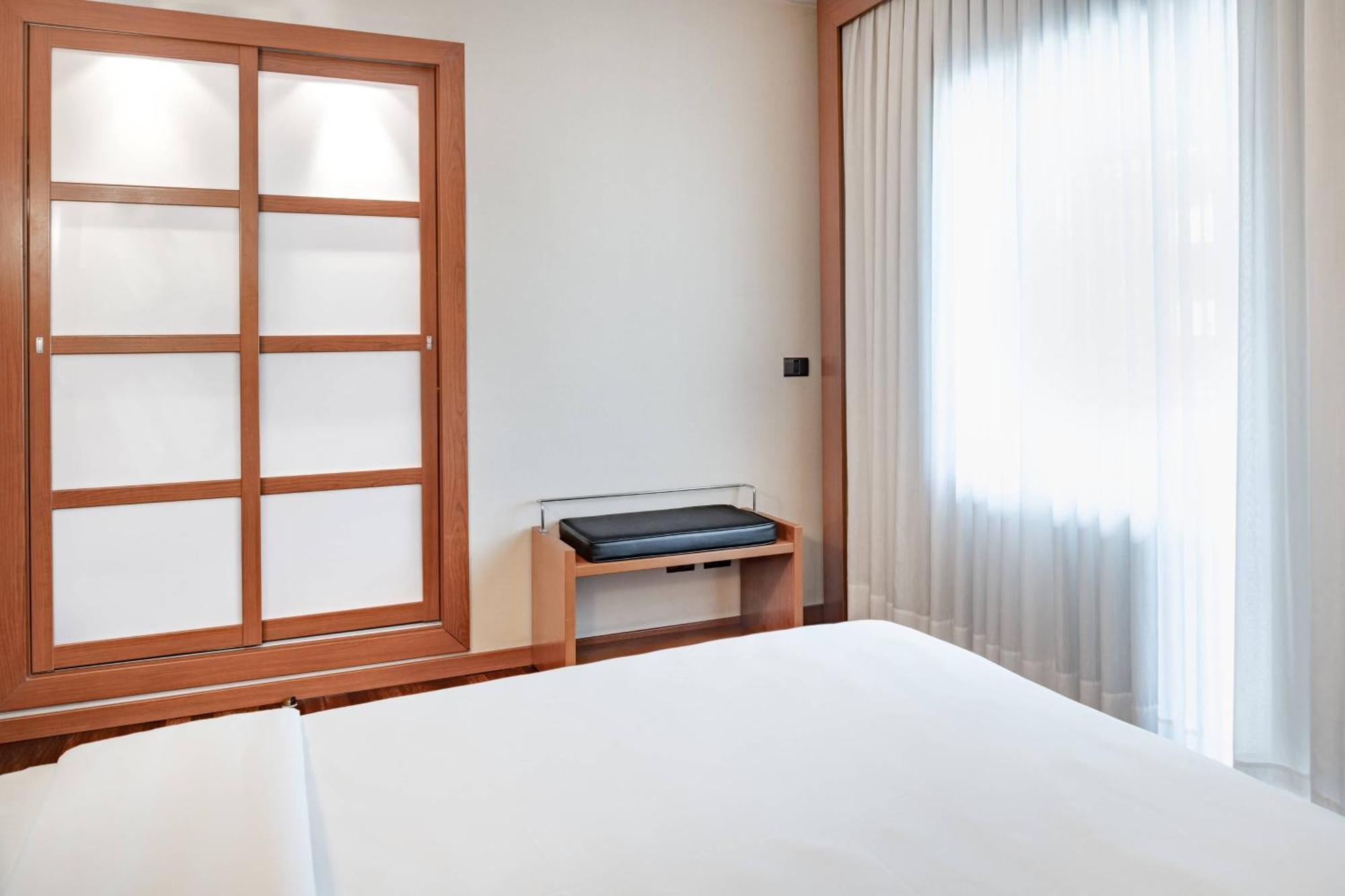 Junior King Suite,1643134749:JPEG