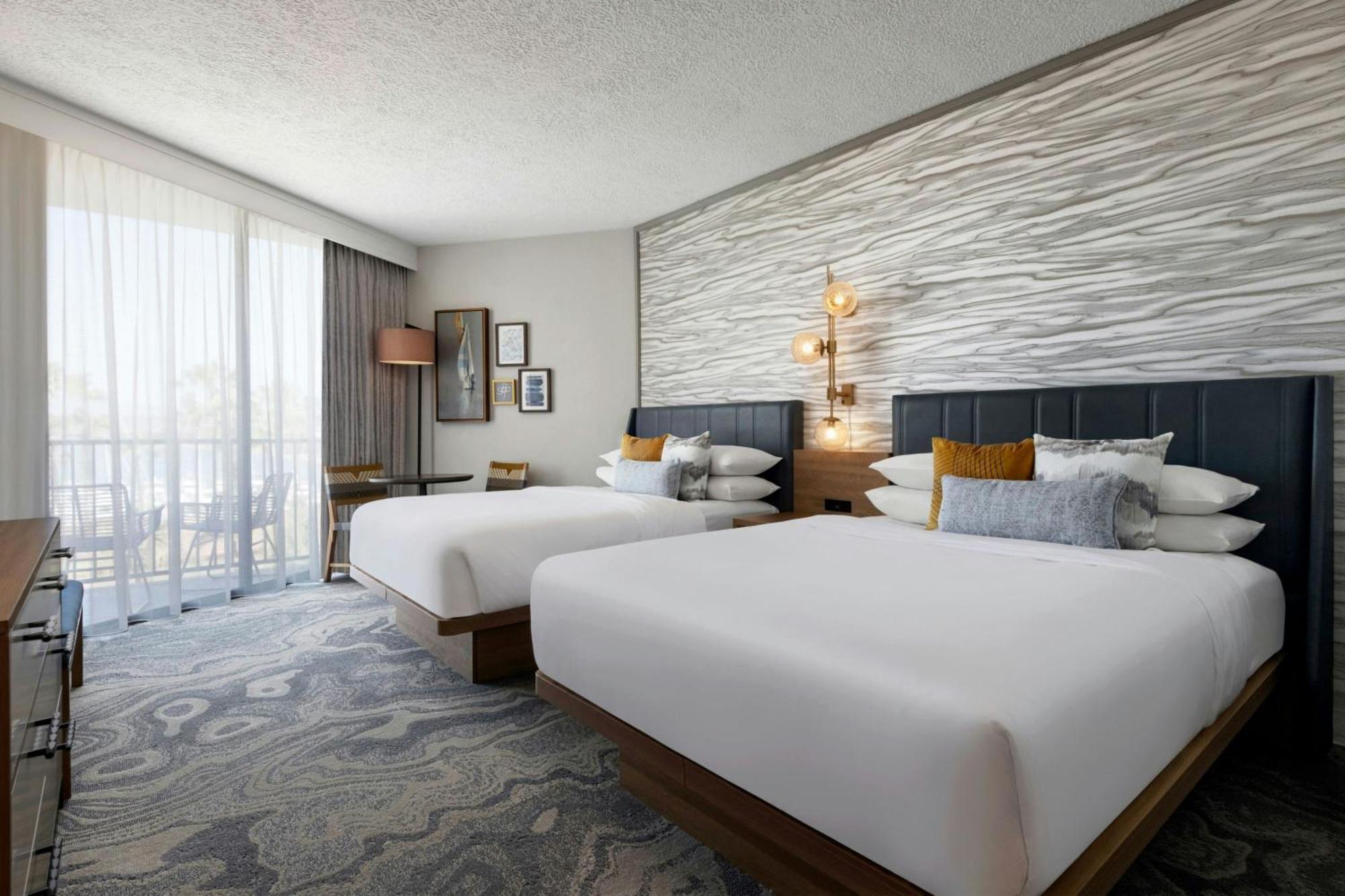 2 Double beds Marina Tower Traditional Guest Room