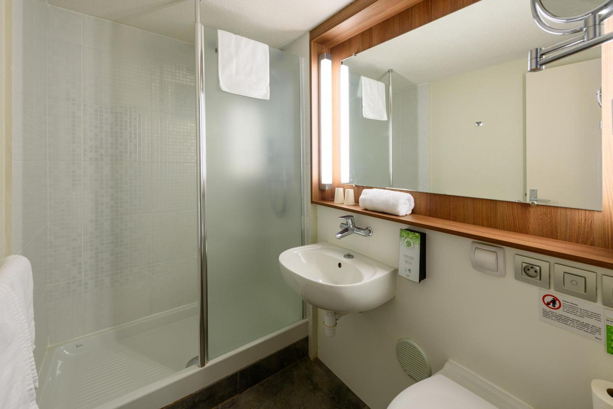 Standard Double Room One Single Bed Up to Ten Years