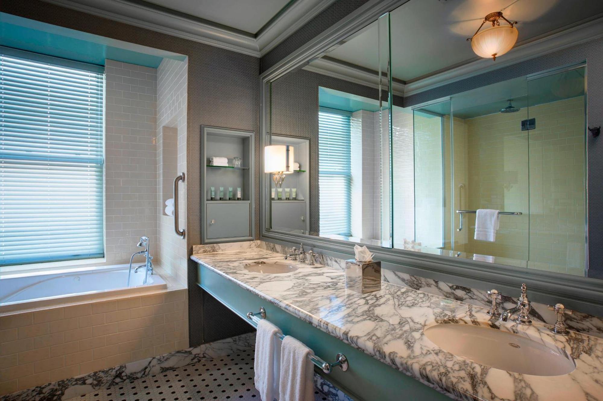 Junior Suite City View