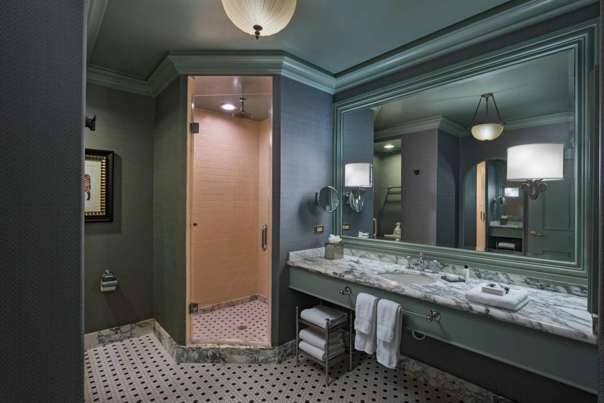 King Room