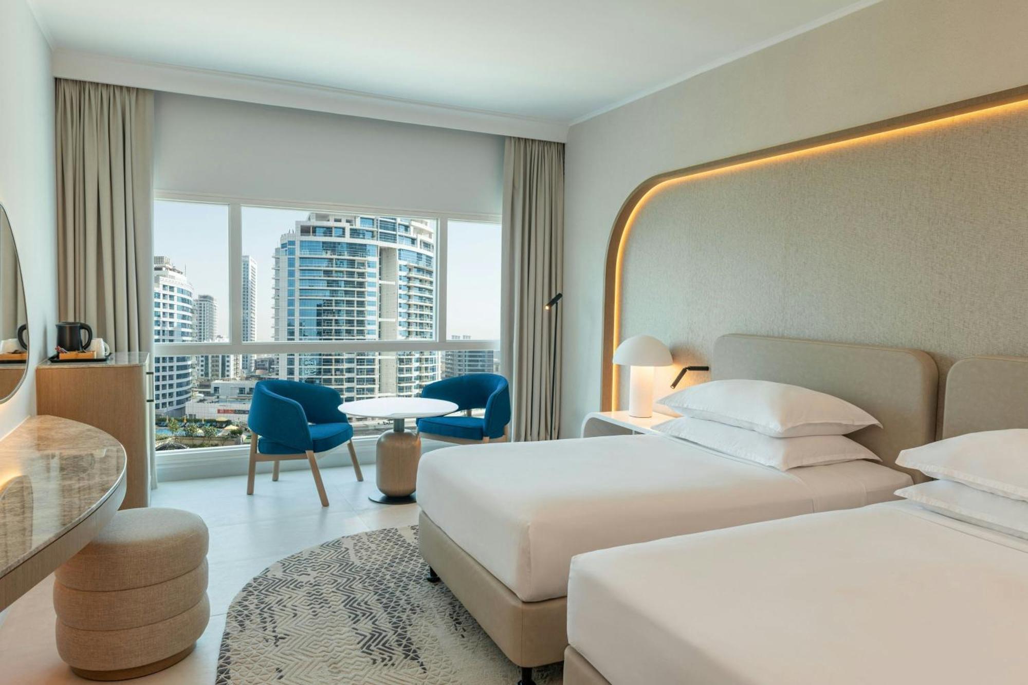 Deluxe Kamer met Twee Aparte Bedden en Uitzicht op JBR - Toegang tot Privéstrand